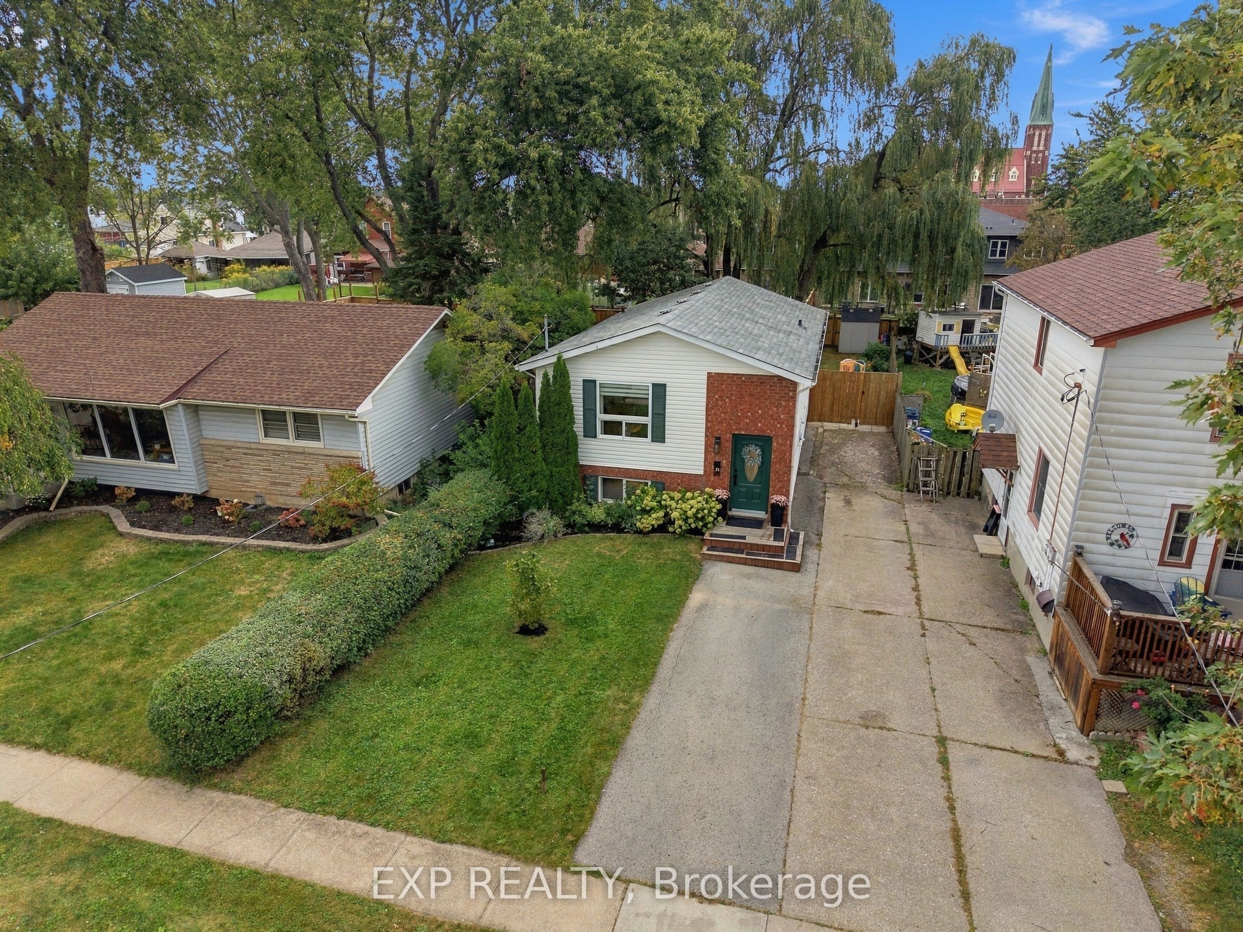 28 Maitland Street Property Photo 45