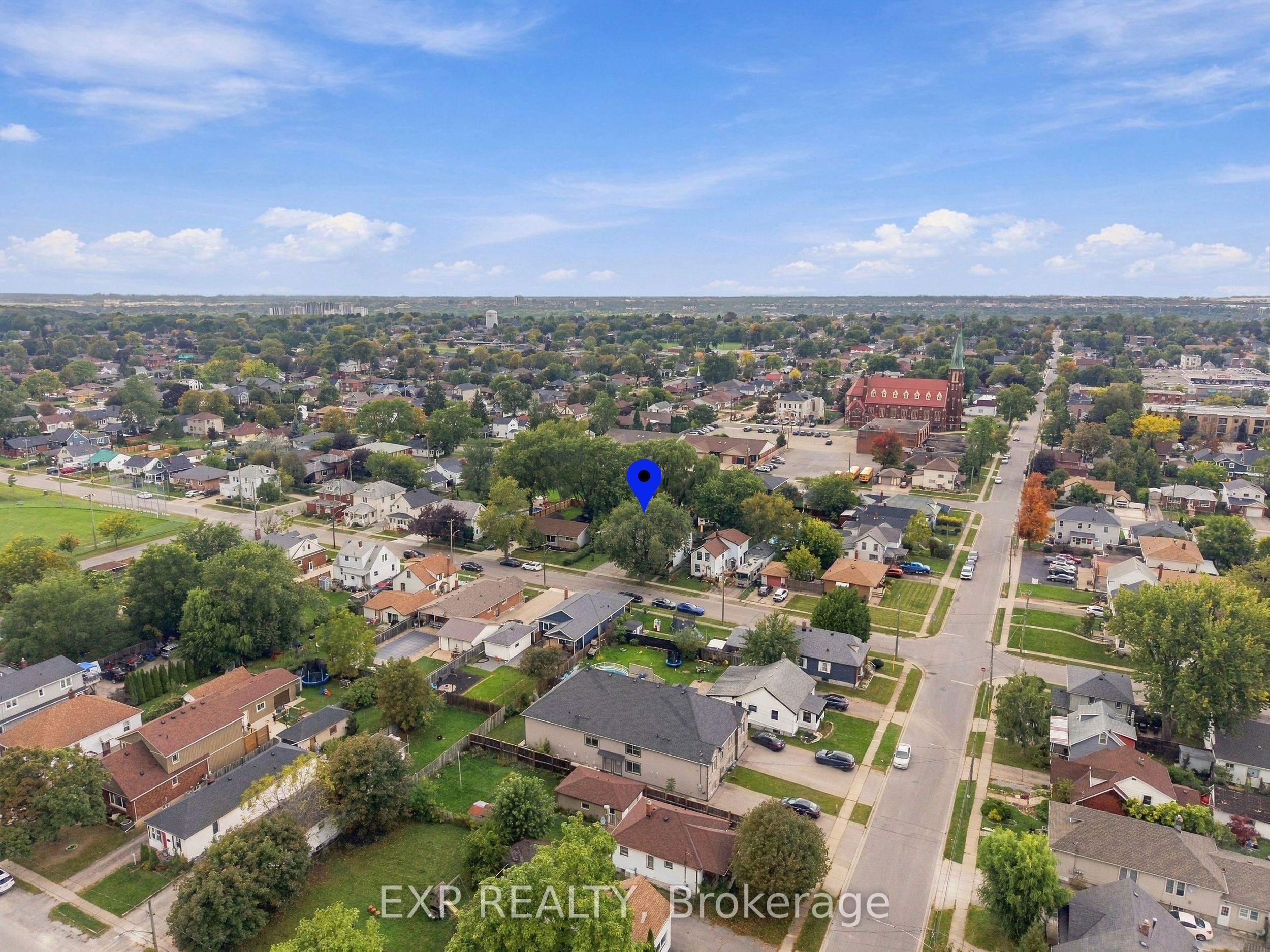 28 Maitland Street Property Photo 46