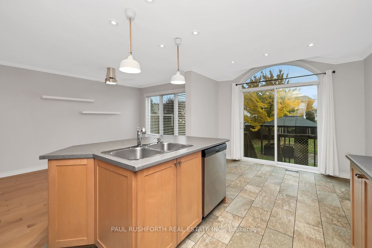 2216 Brockstone Crescent Property Photo 21