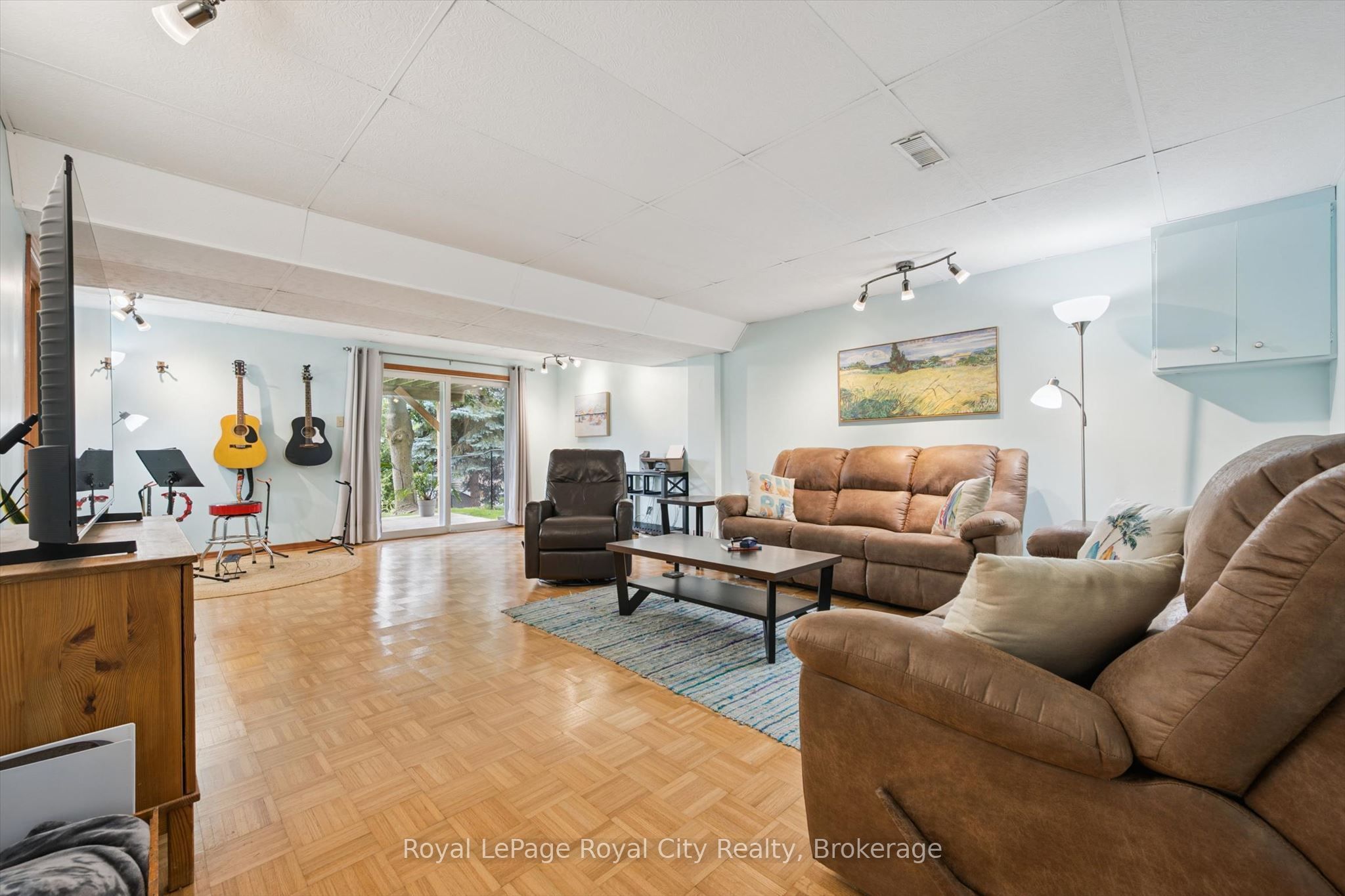 24 Greenwich Drive Property Photo 22