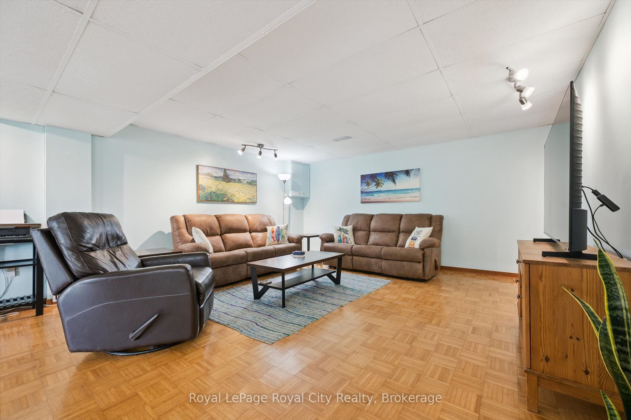 24 Greenwich Drive Property Photo 23