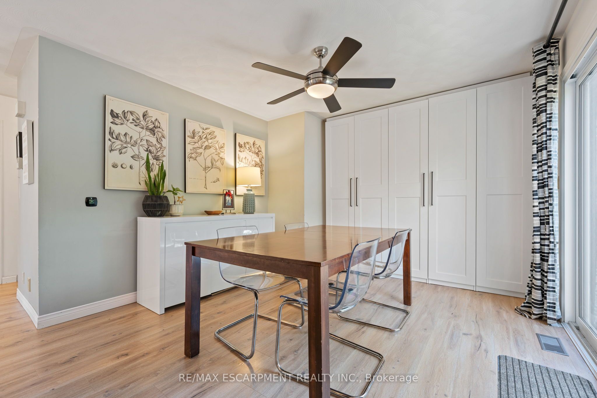 29 Leslie Avenue Property Photo 9