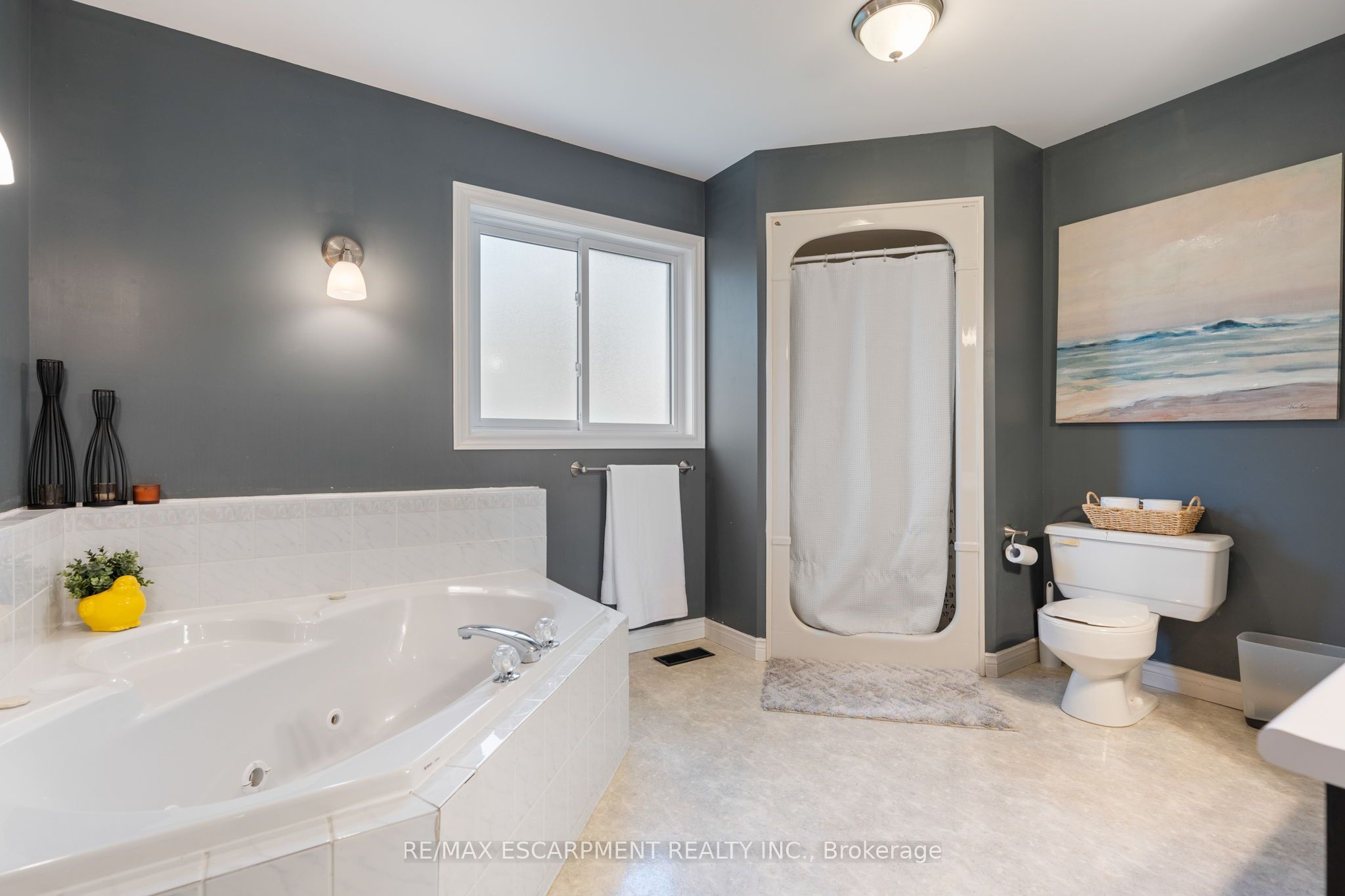 29 Leslie Avenue Property Photo 21