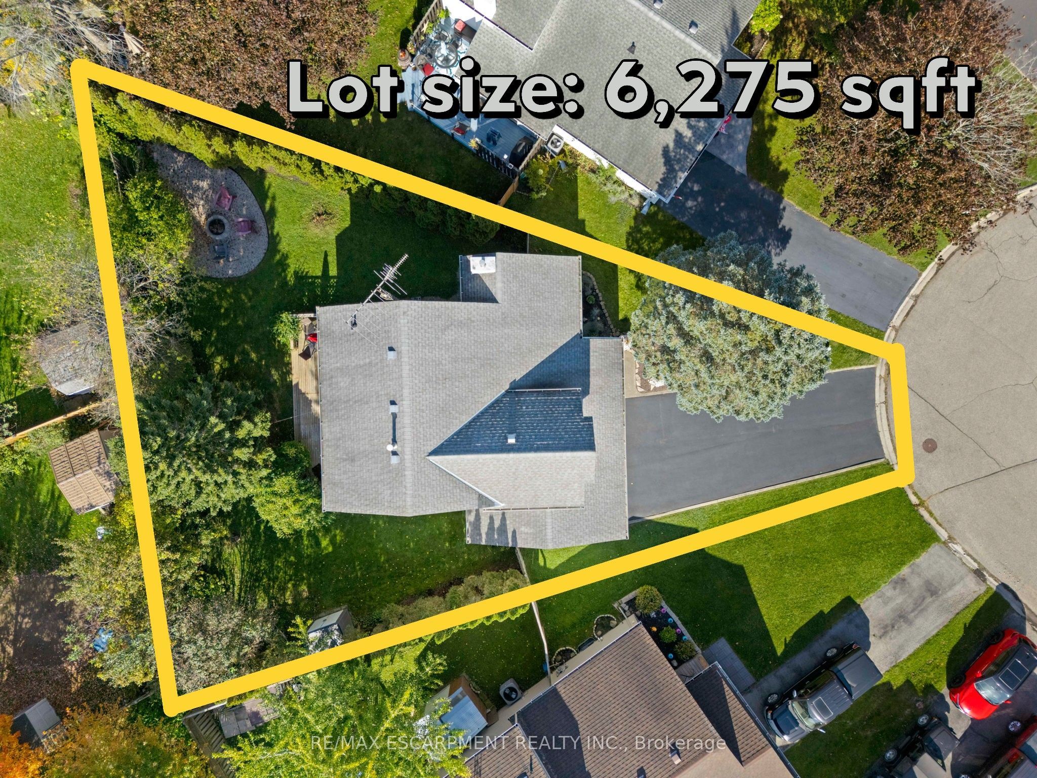 29 Leslie Avenue Property Photo 44