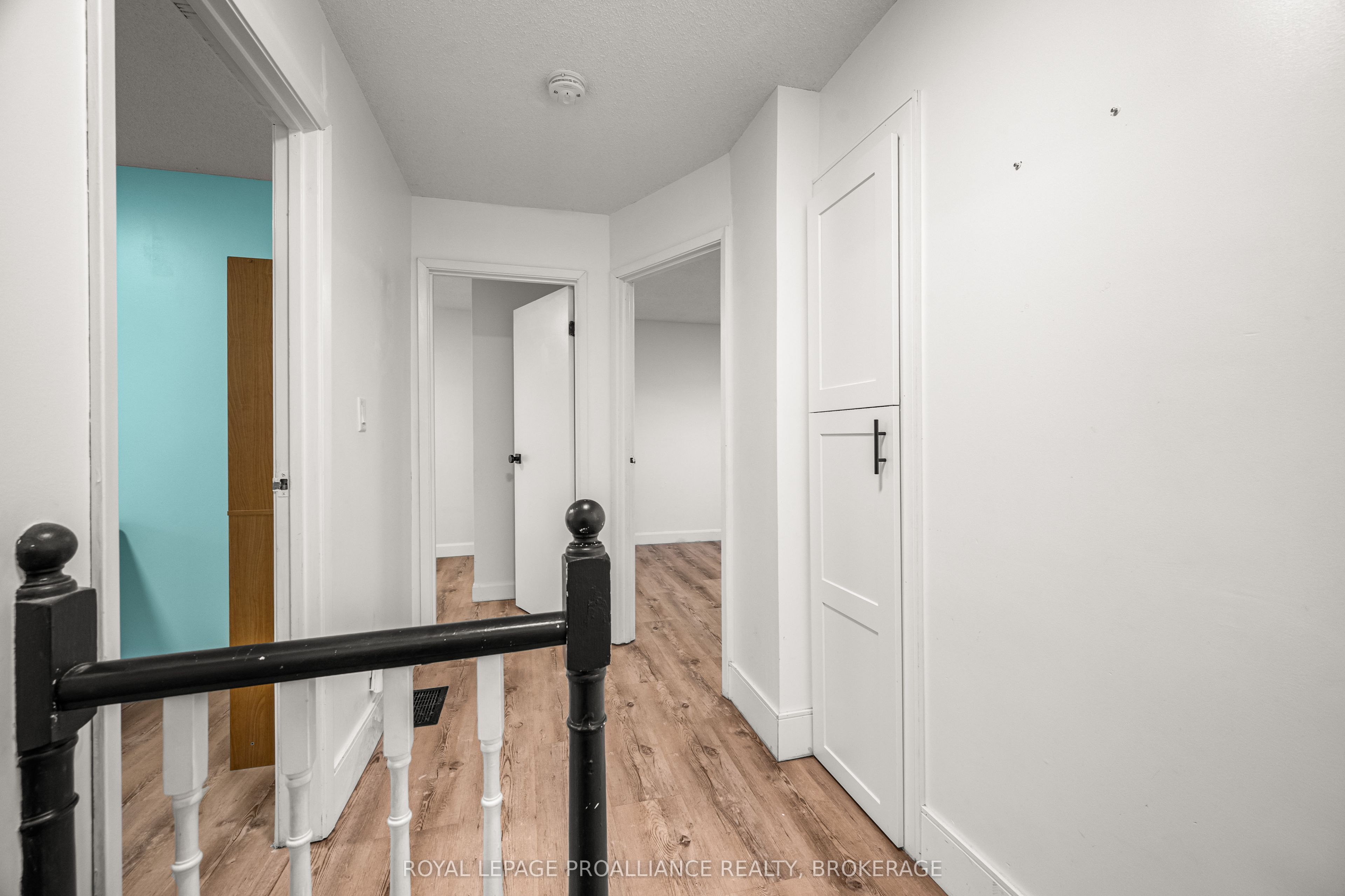879 Beaconhill Court Property Photo 14