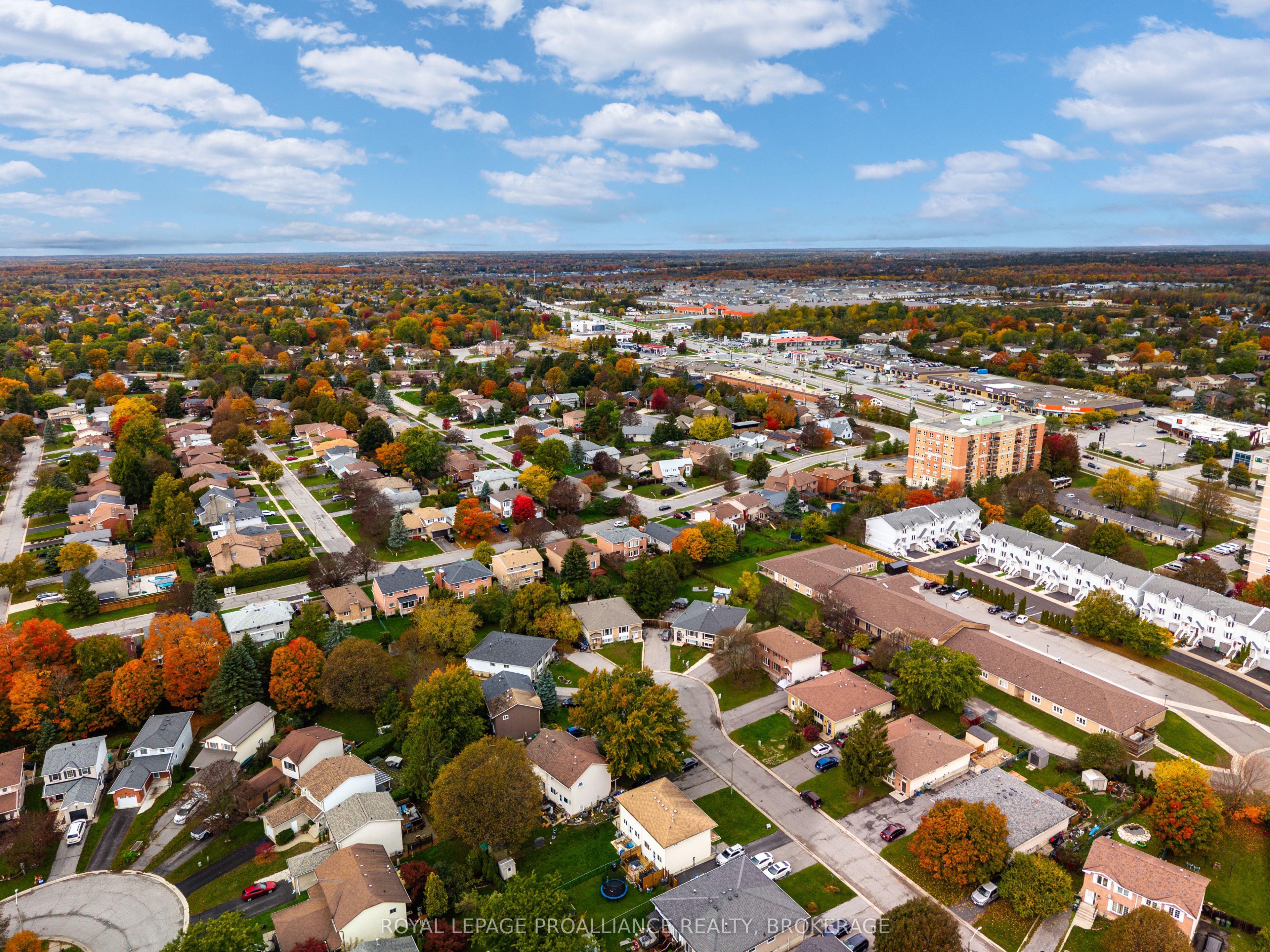 879 Beaconhill Court Property Photo 41