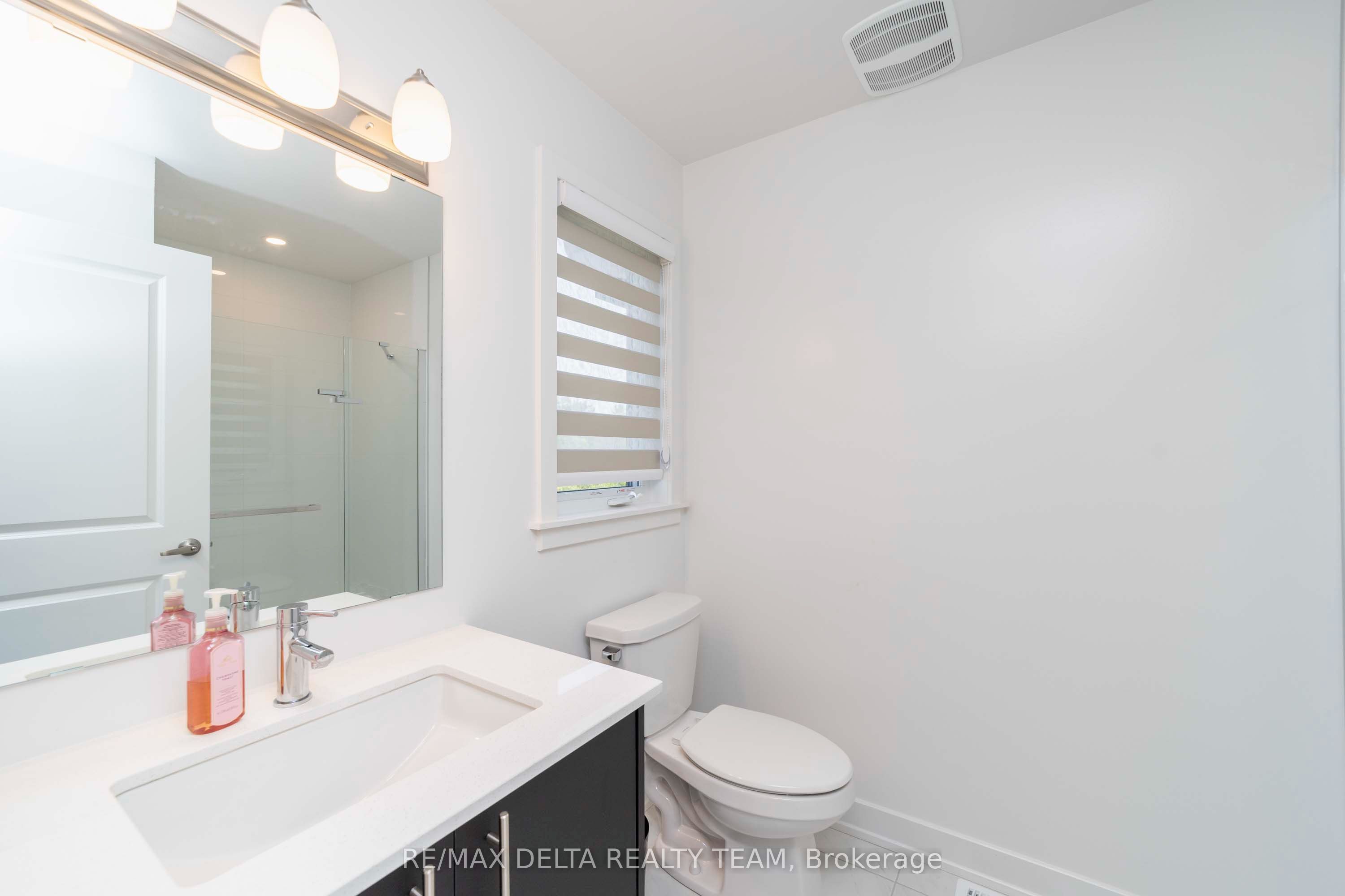 631 Knotridge Street Property Photo 18