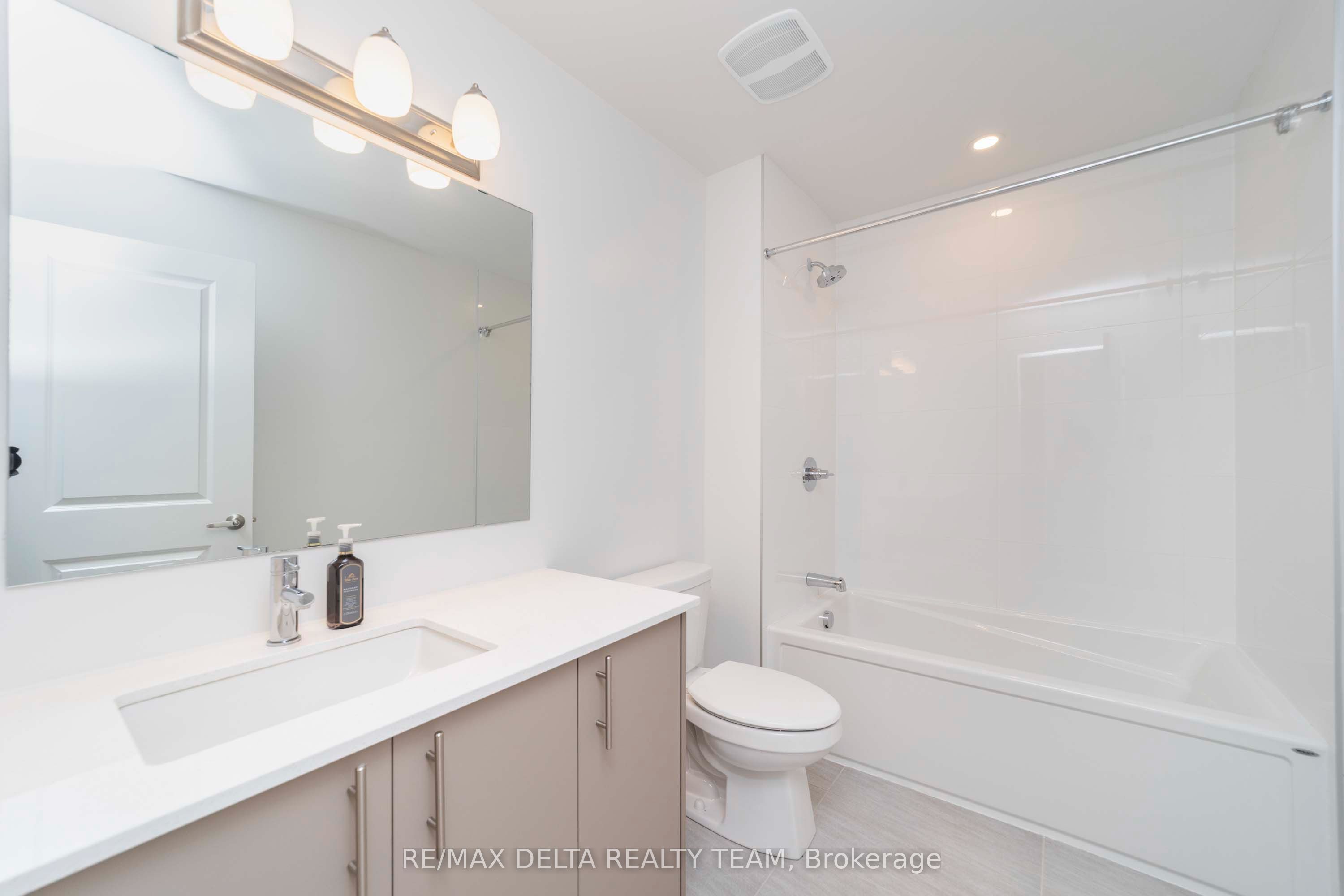 631 Knotridge Street Property Photo 22