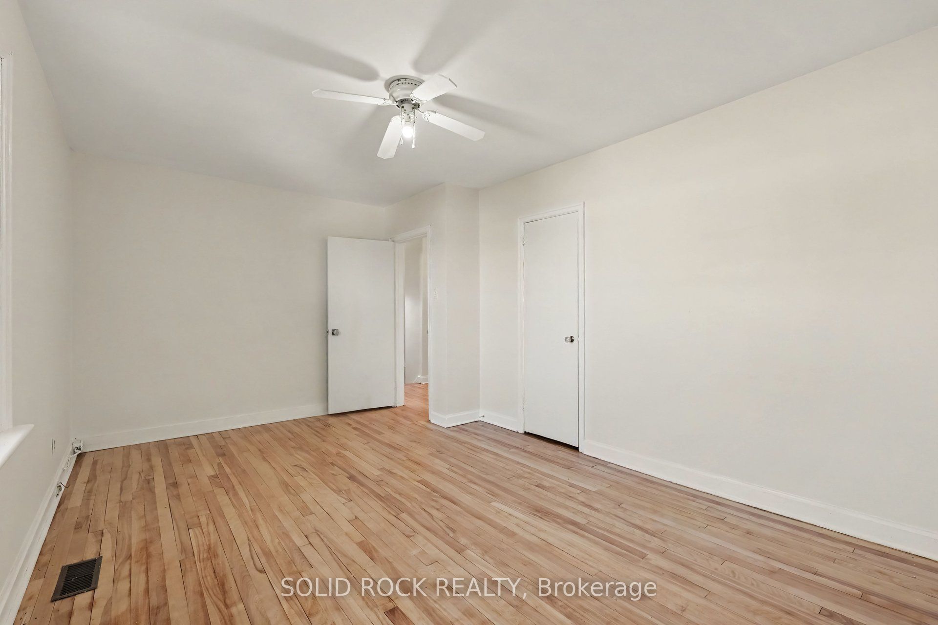 667 Alesther Street Property Photo 14