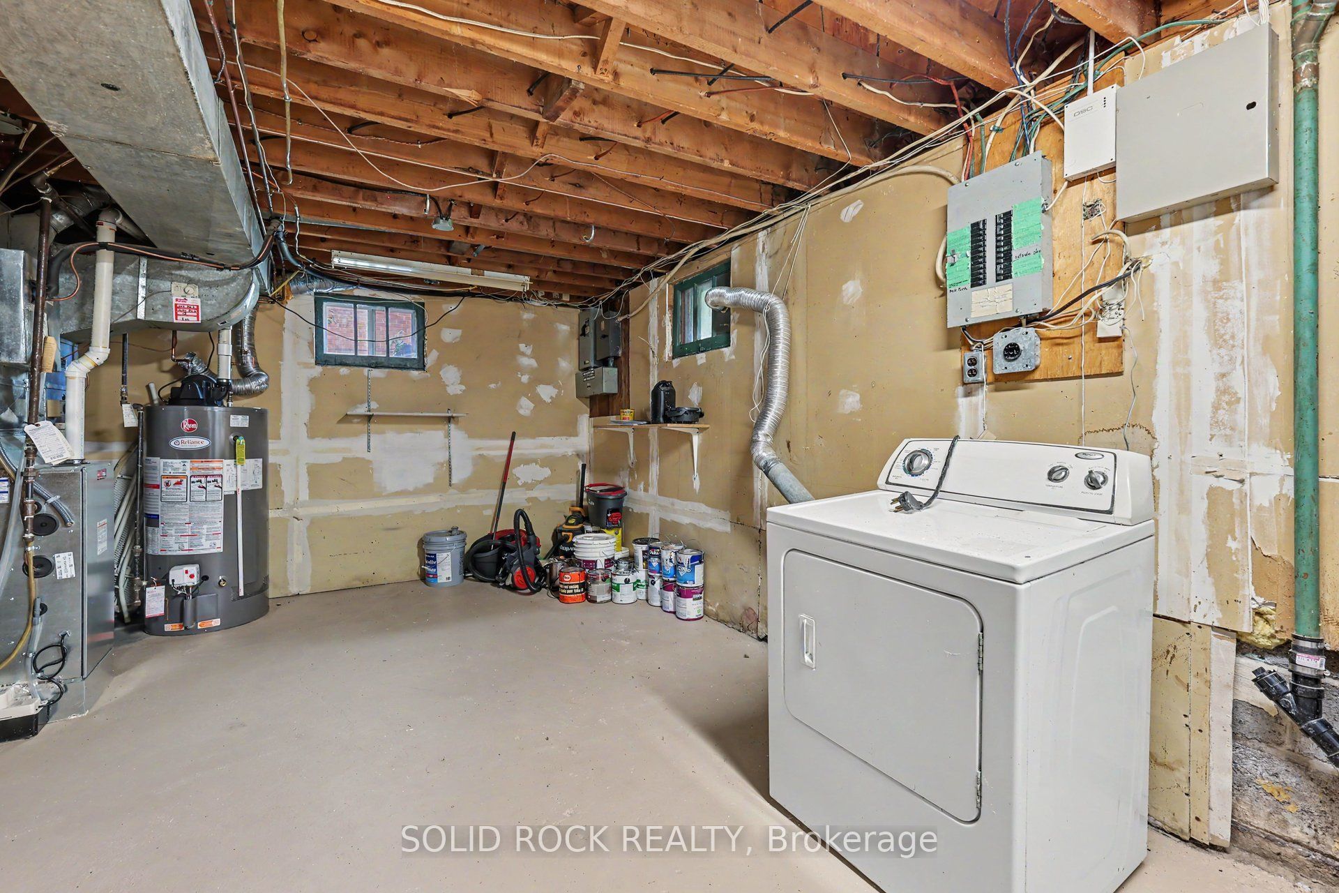 667 Alesther Street Property Photo 27
