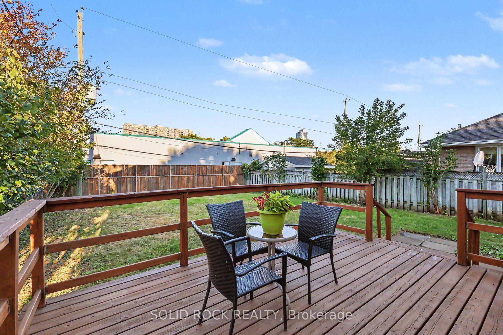 667 Alesther Street Property Photo 29