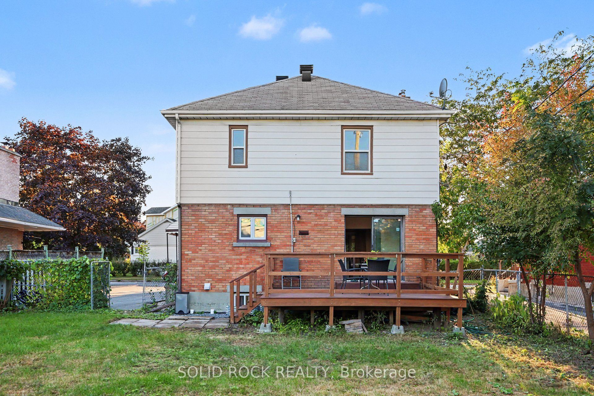 667 Alesther Street Property Photo 30