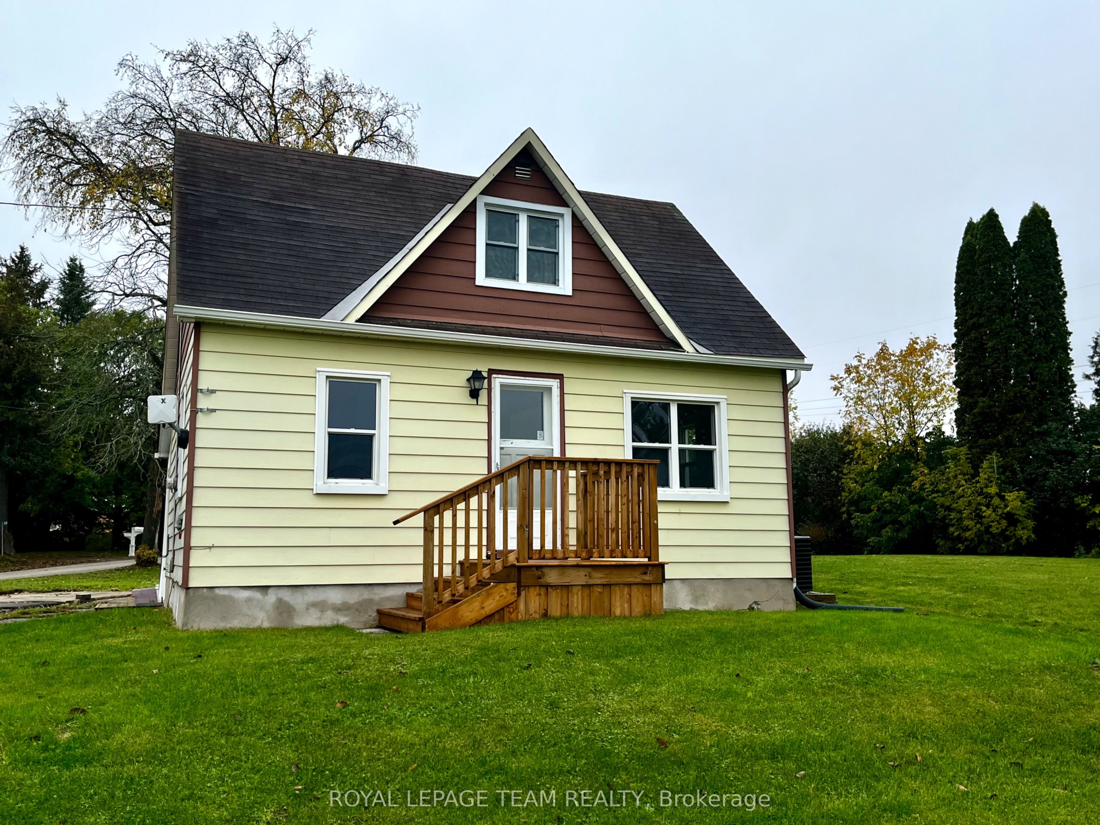 133 Enright Road Property Photo 1