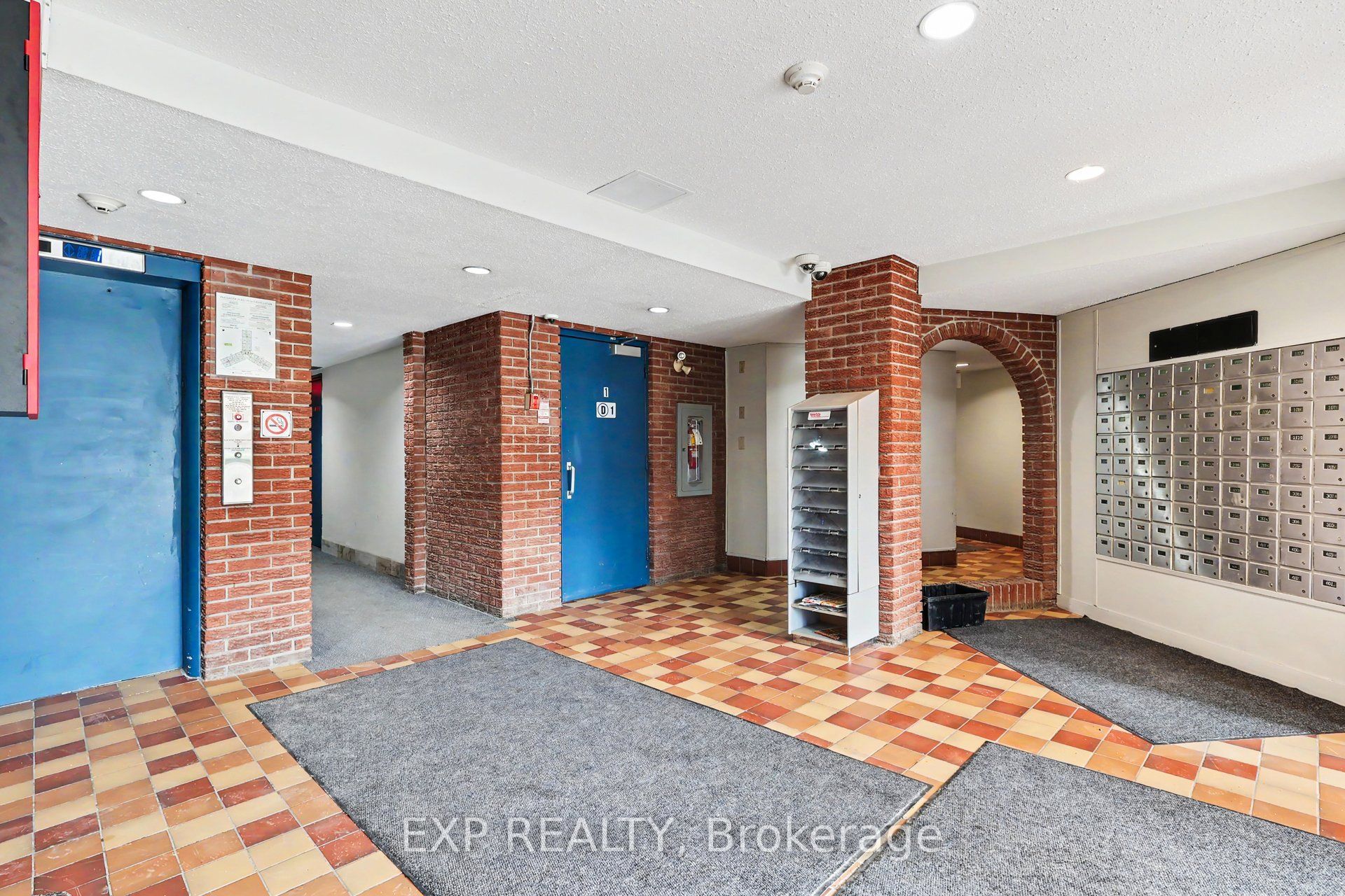 2044 Arrowsmith Drive 405a Property Photo 3