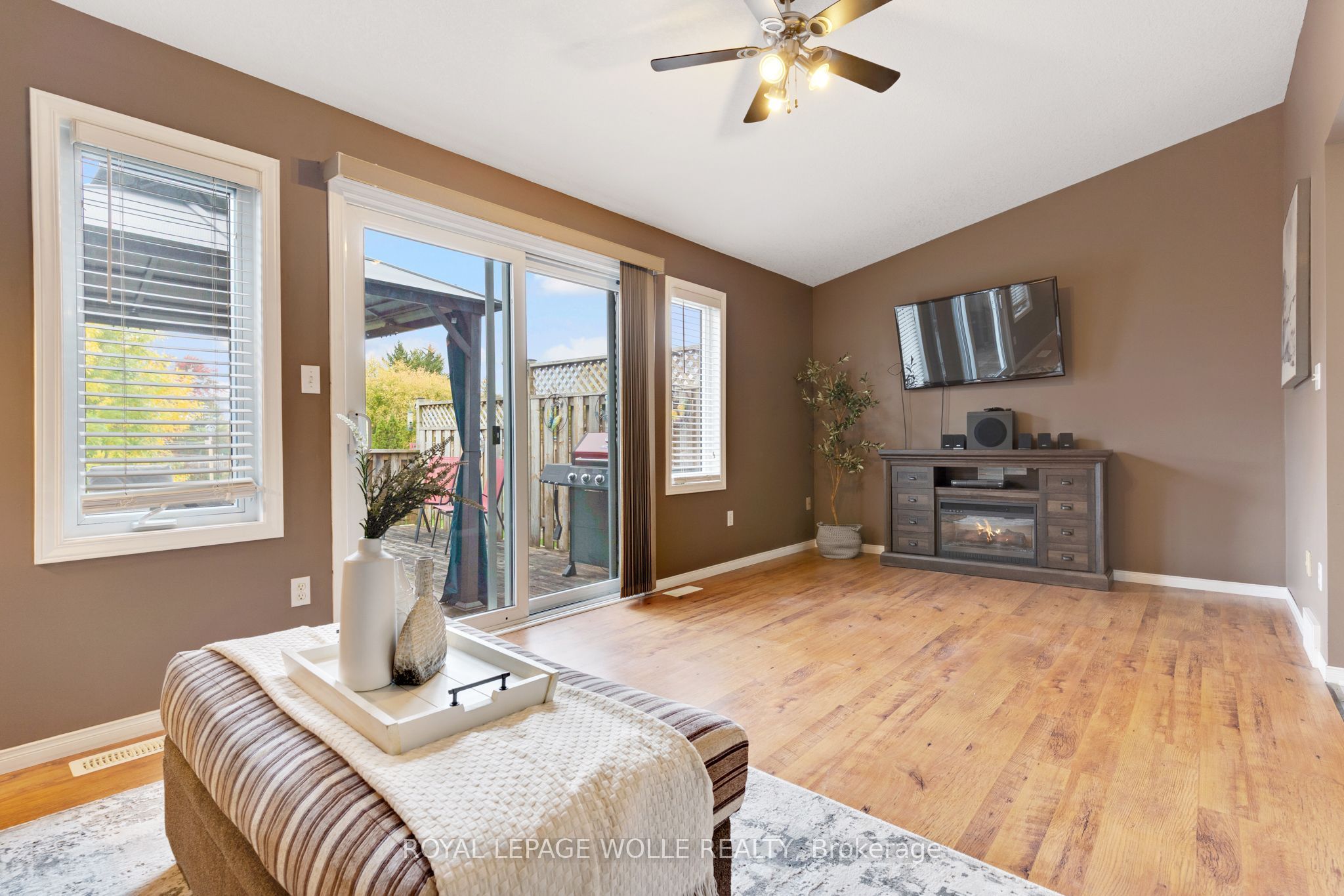 442 Joseph Street Property Photo 20