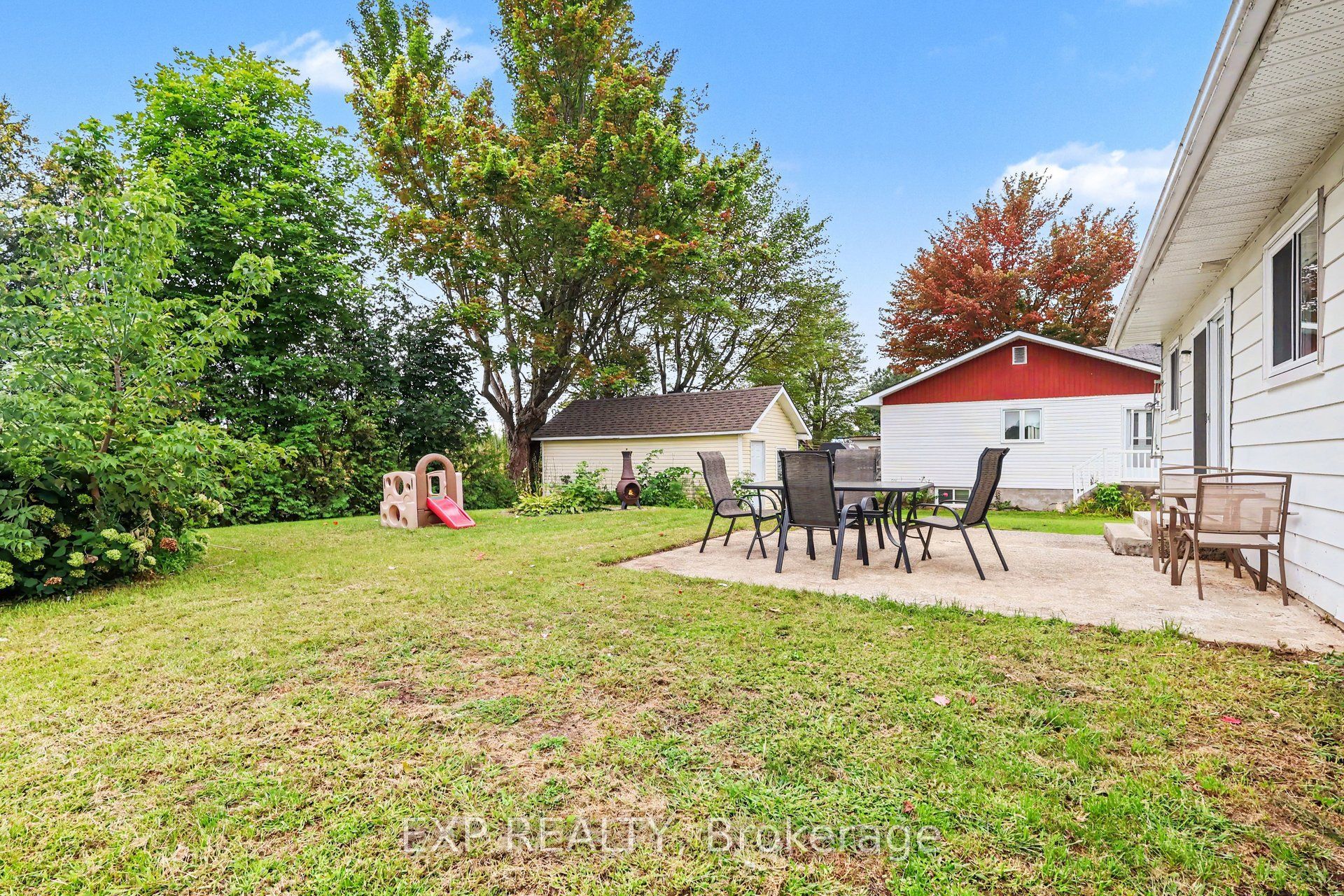 18 Centre Street Property Photo 29