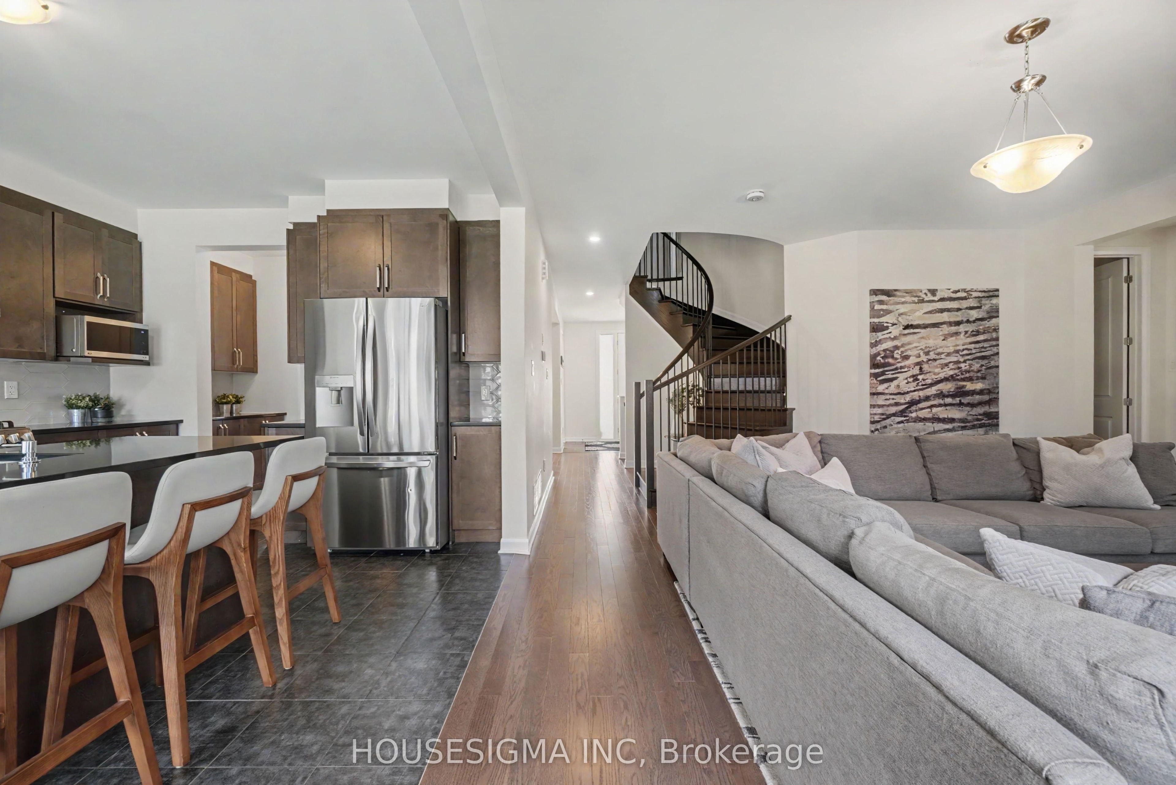 757 Shoal Street Property Photo 12