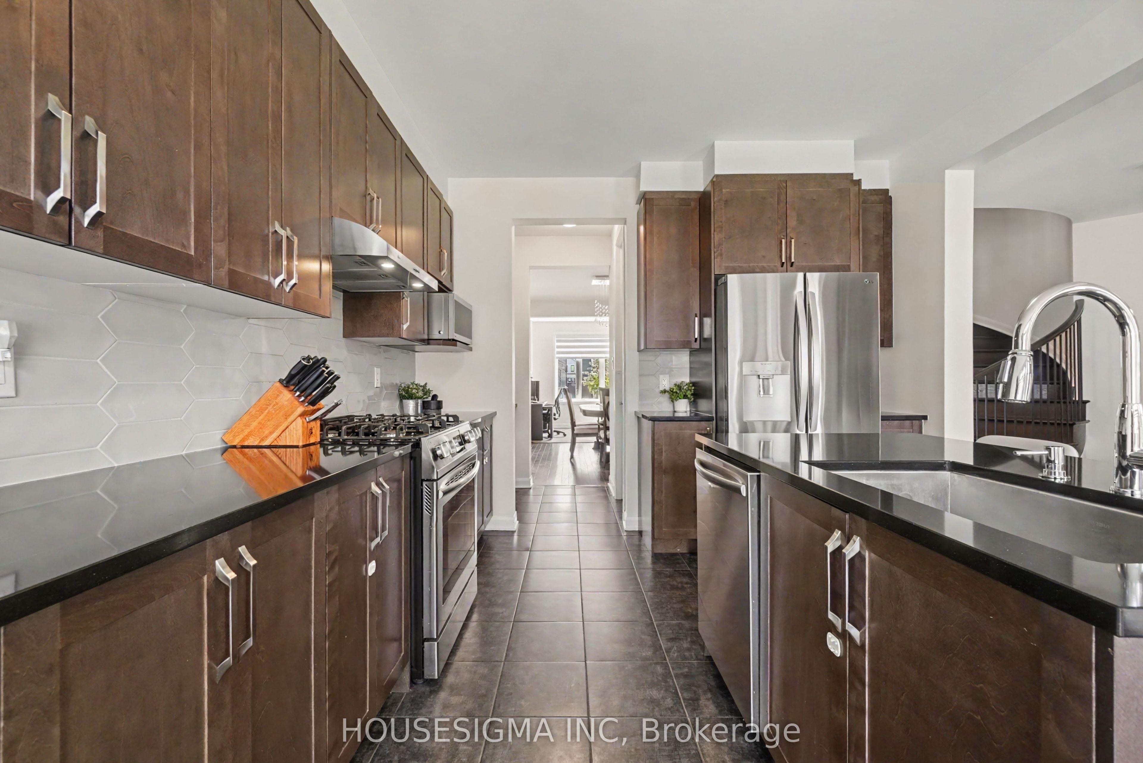 757 Shoal Street Property Photo 15