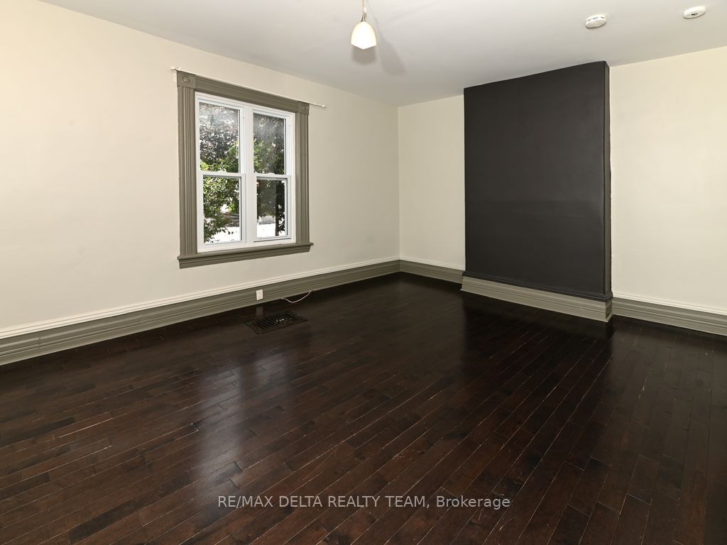 355 Bronson Avenue Property Photo 5