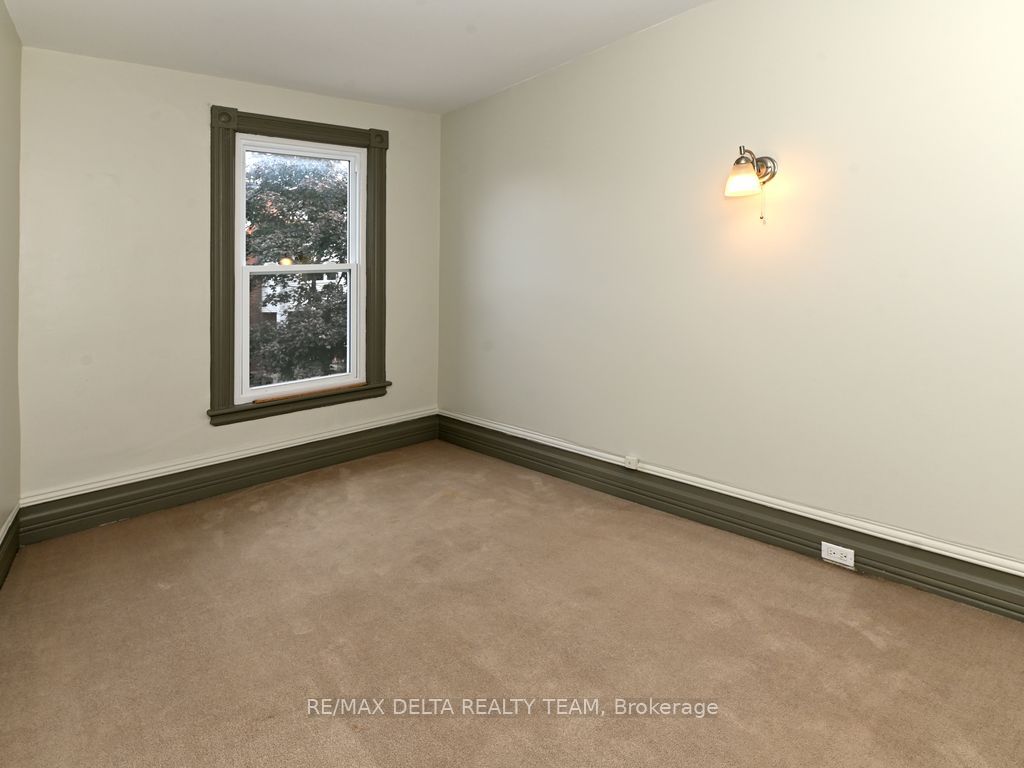 355 Bronson Avenue Property Photo 9