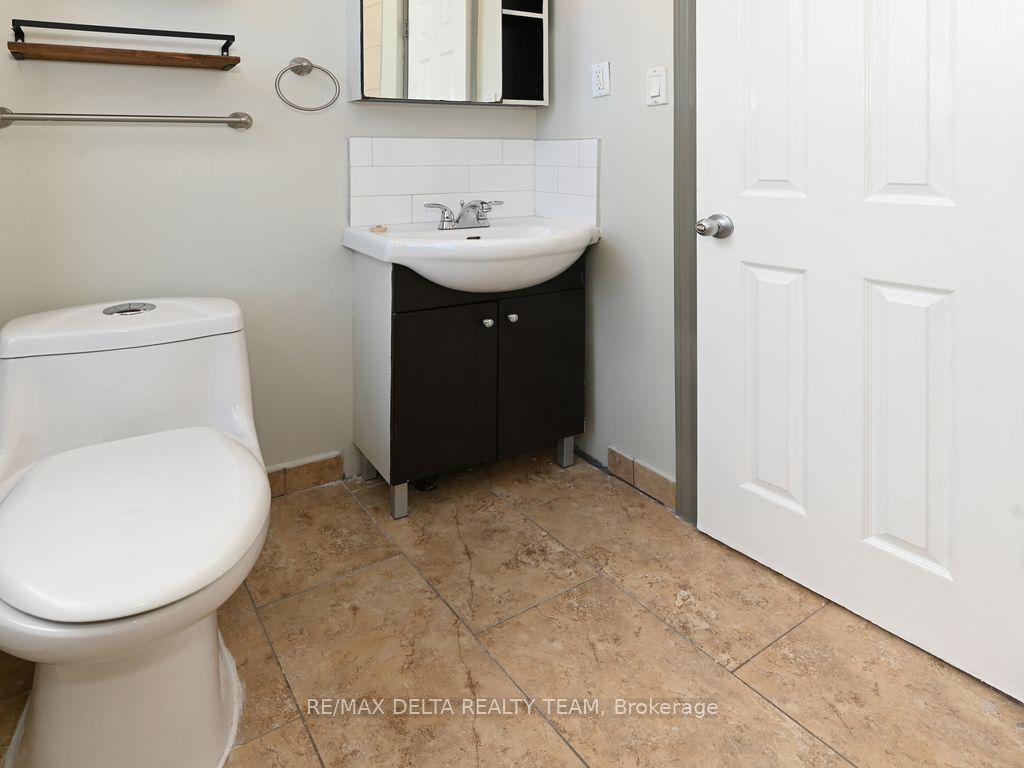 355 Bronson Avenue Property Photo 12