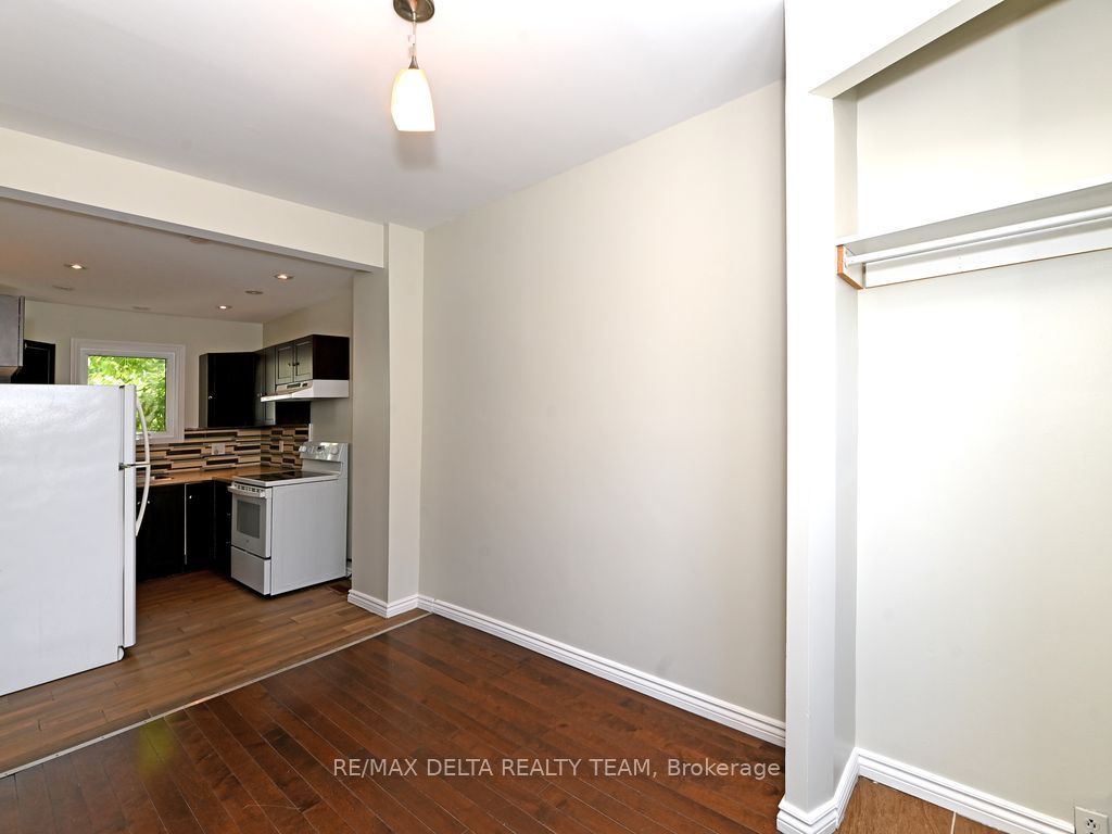 355 Bronson Avenue Property Photo 14