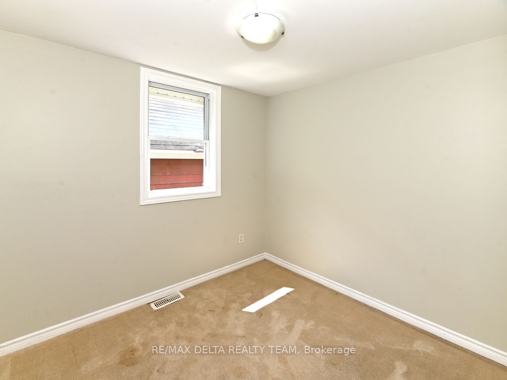 355 Bronson Avenue Property Photo 20