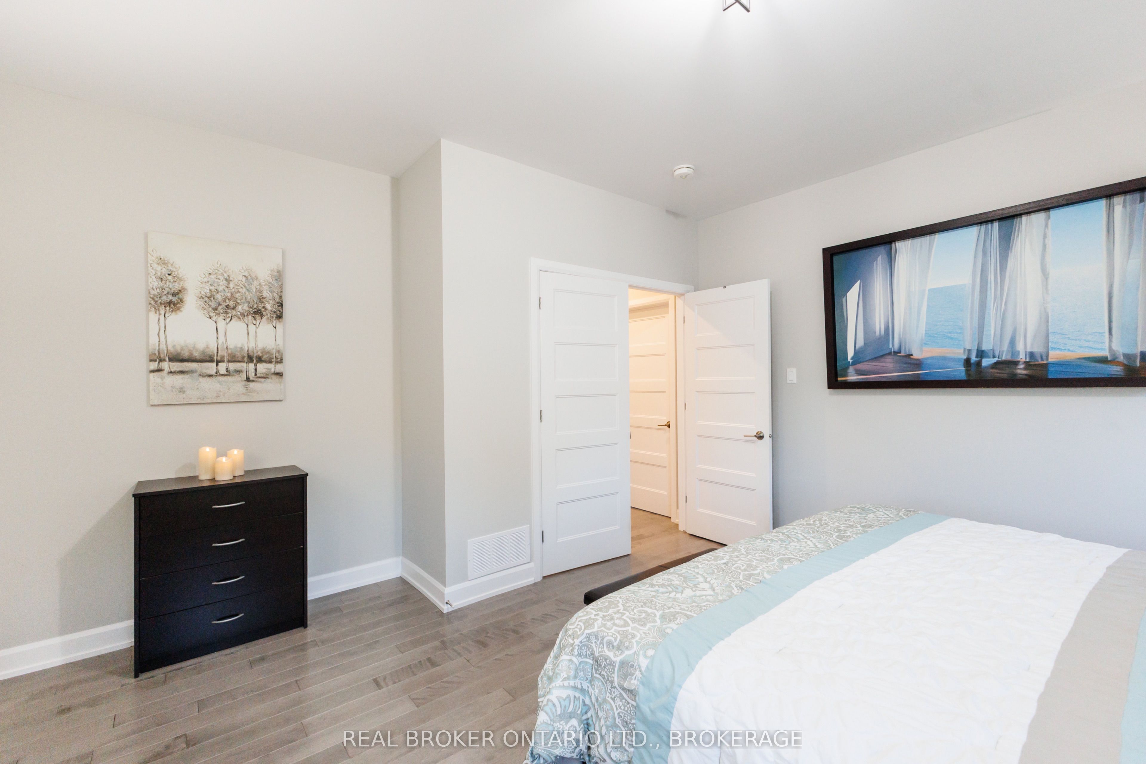2415 Watson Crescent Property Photo 27