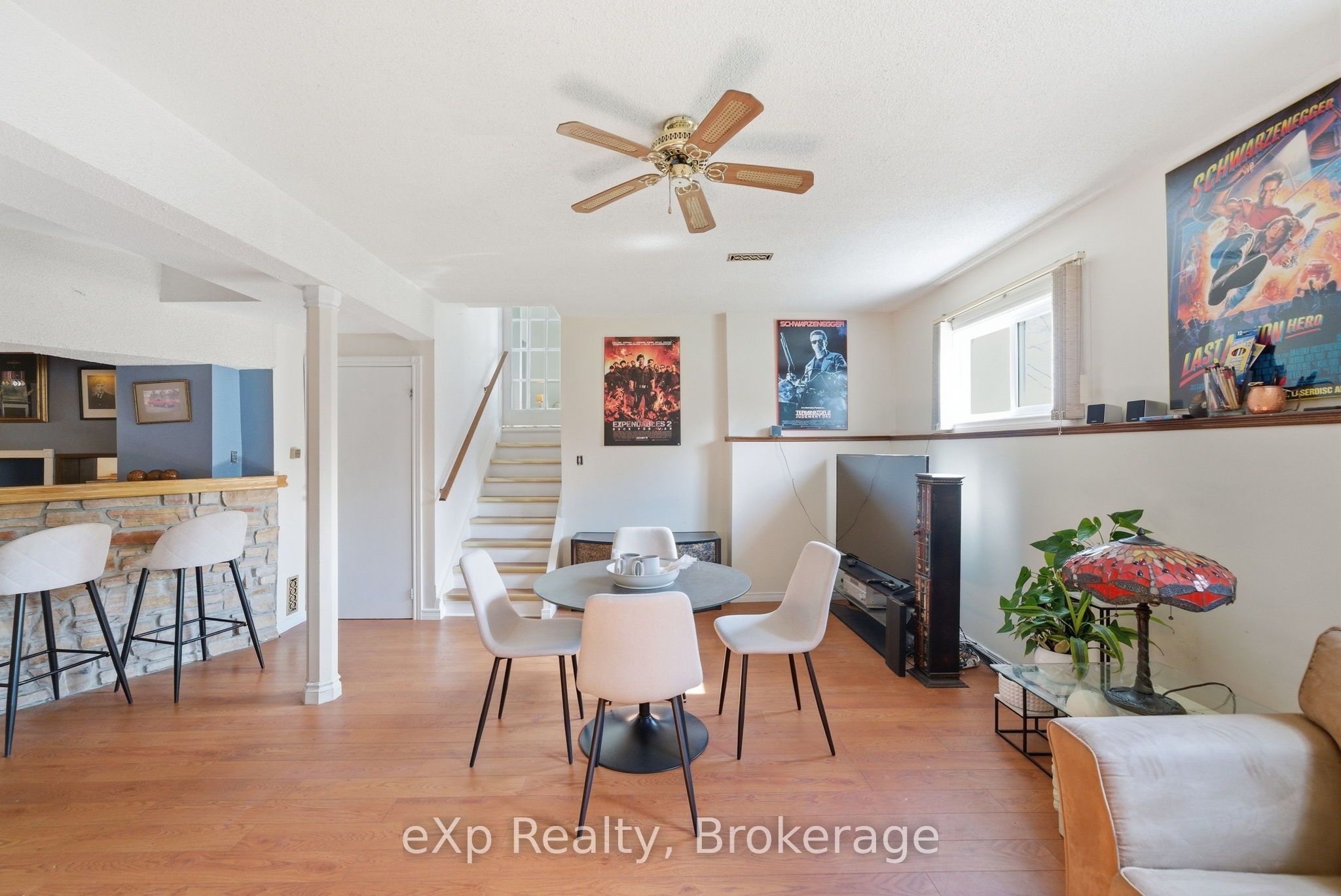 10 Burgess Crescent Property Photo 17