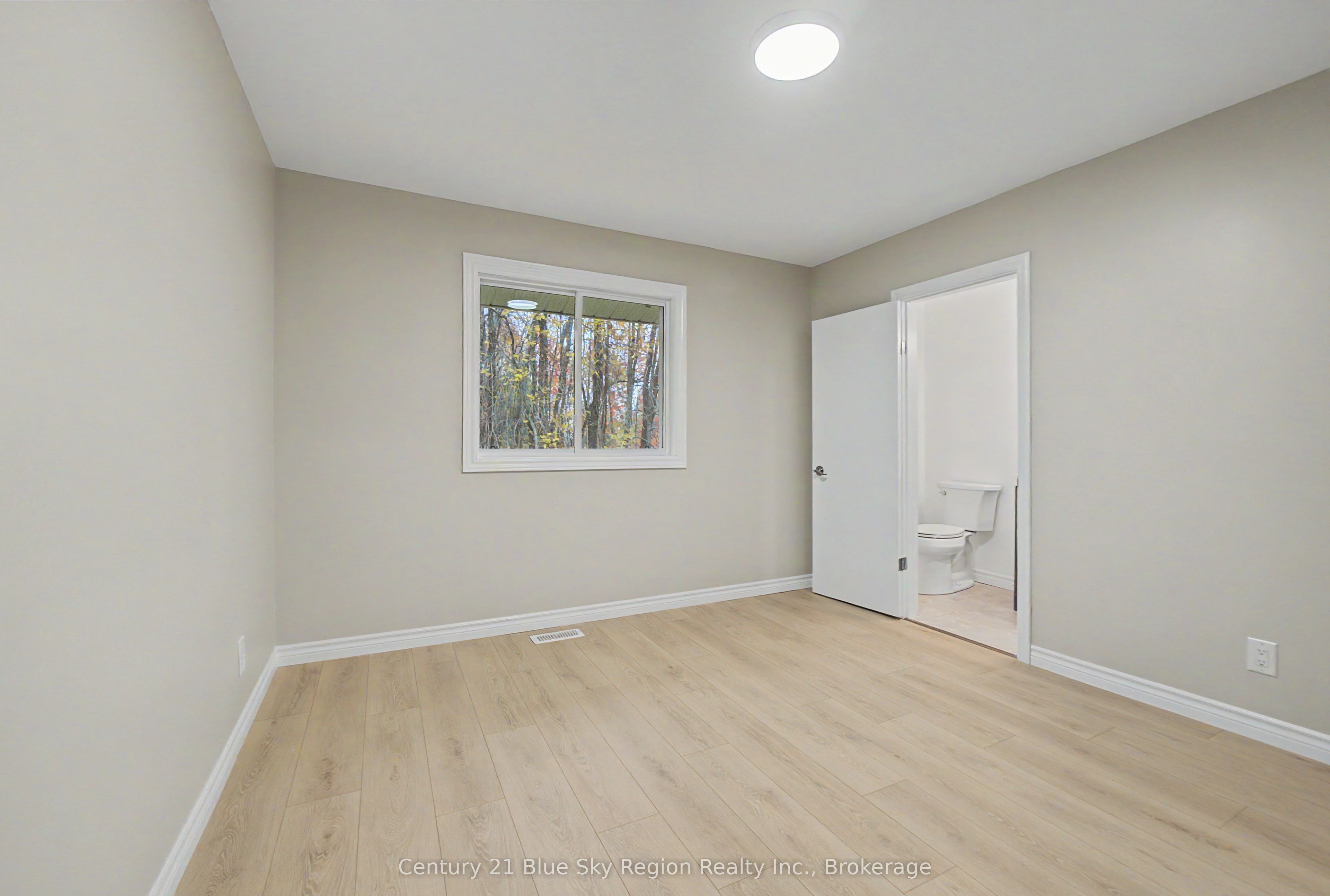 686 Laplage Road Property Photo 22