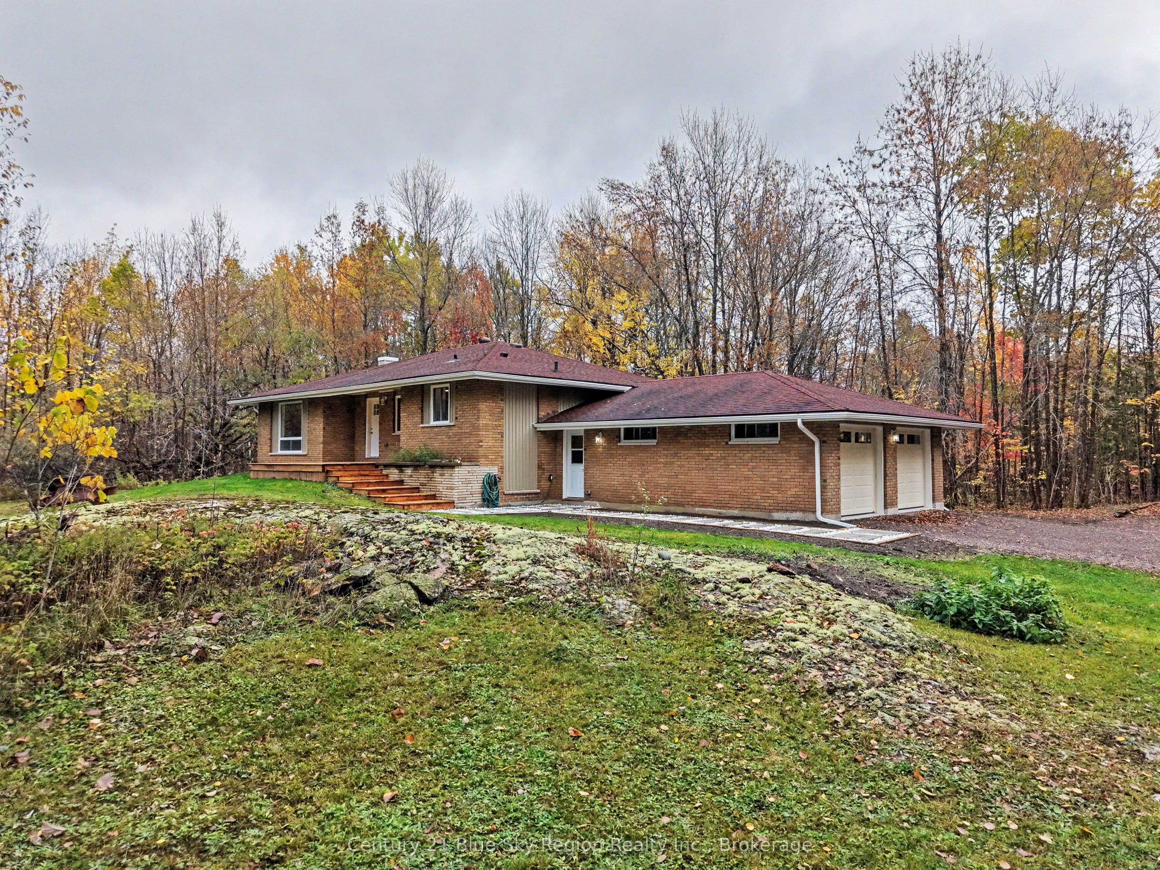 686 Laplage Road Property Photo 37