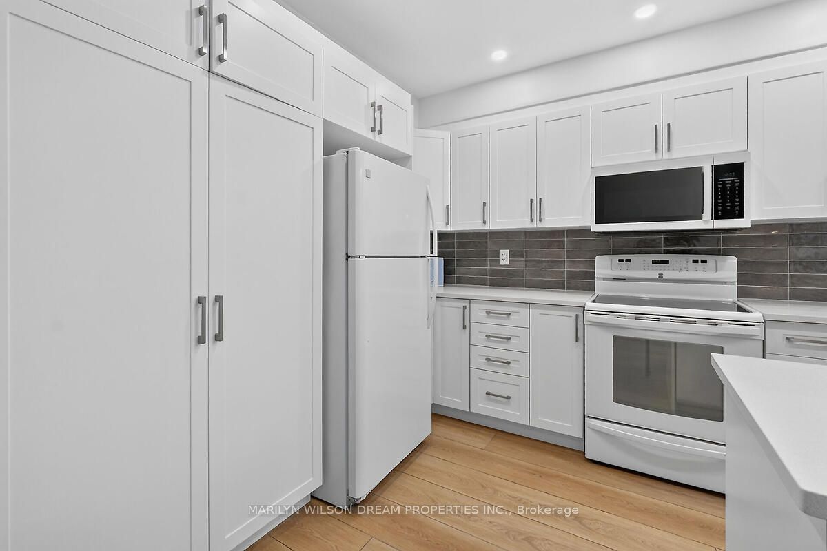 121 St Laurent Boulevard Property Photo 13