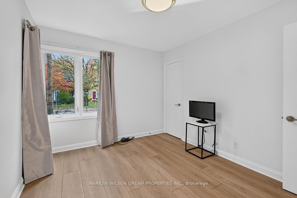 121 St Laurent Boulevard Property Photo 20