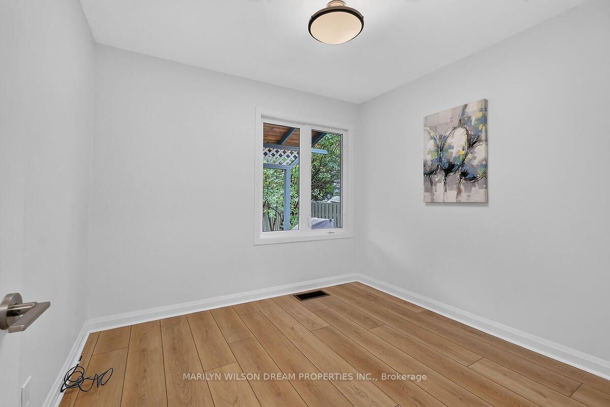 121 St Laurent Boulevard Property Photo 22