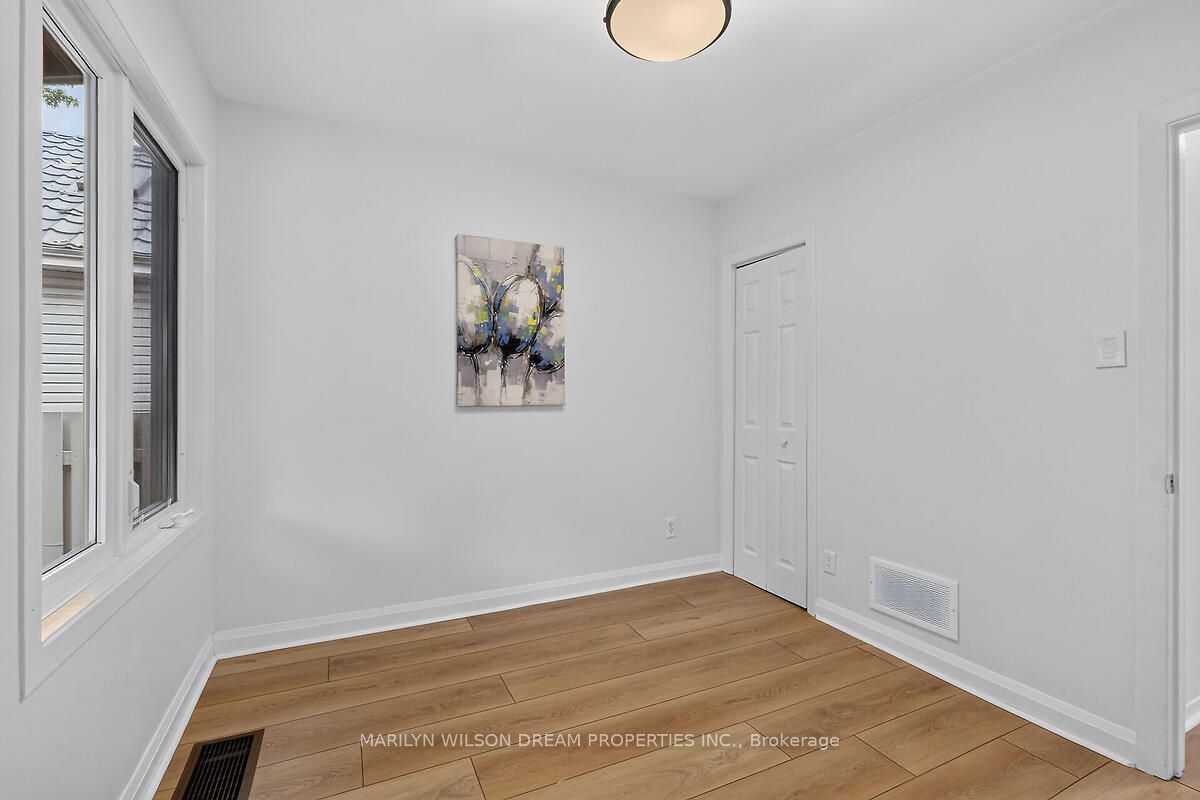 121 St Laurent Boulevard Property Photo 24