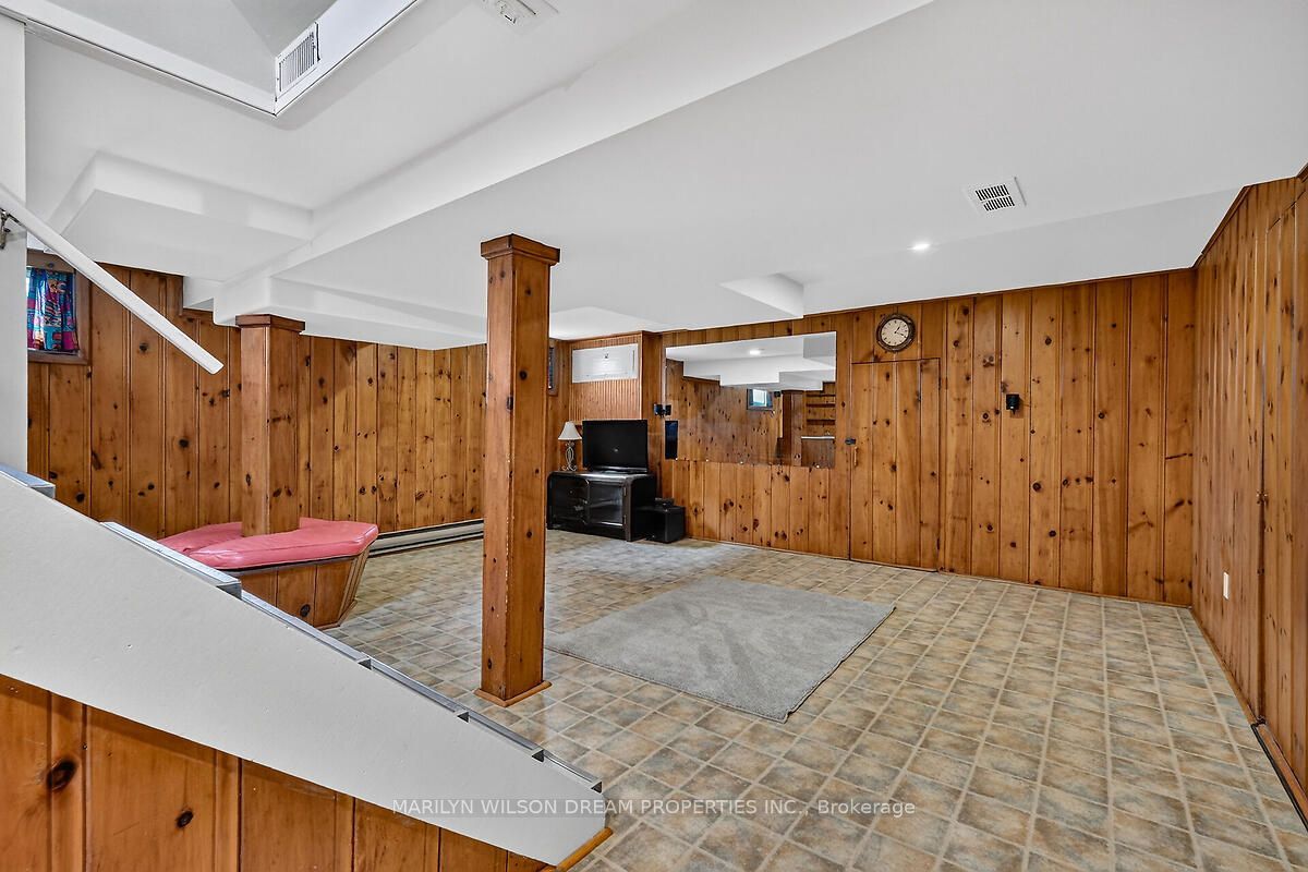 121 St Laurent Boulevard Property Photo 41