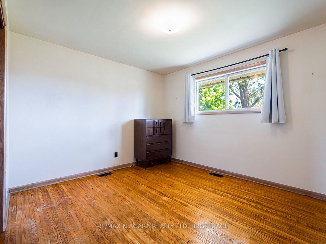109 Hampton Avenue Property Photo 14