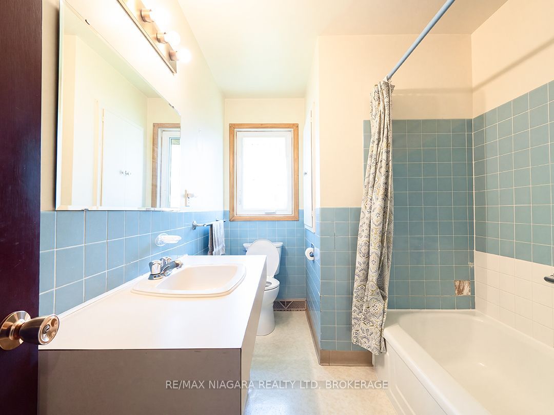 109 Hampton Avenue Property Photo 18