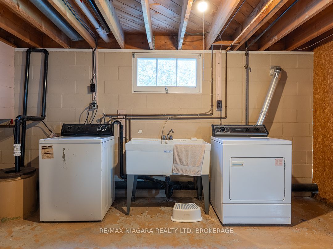 109 Hampton Avenue Property Photo 22