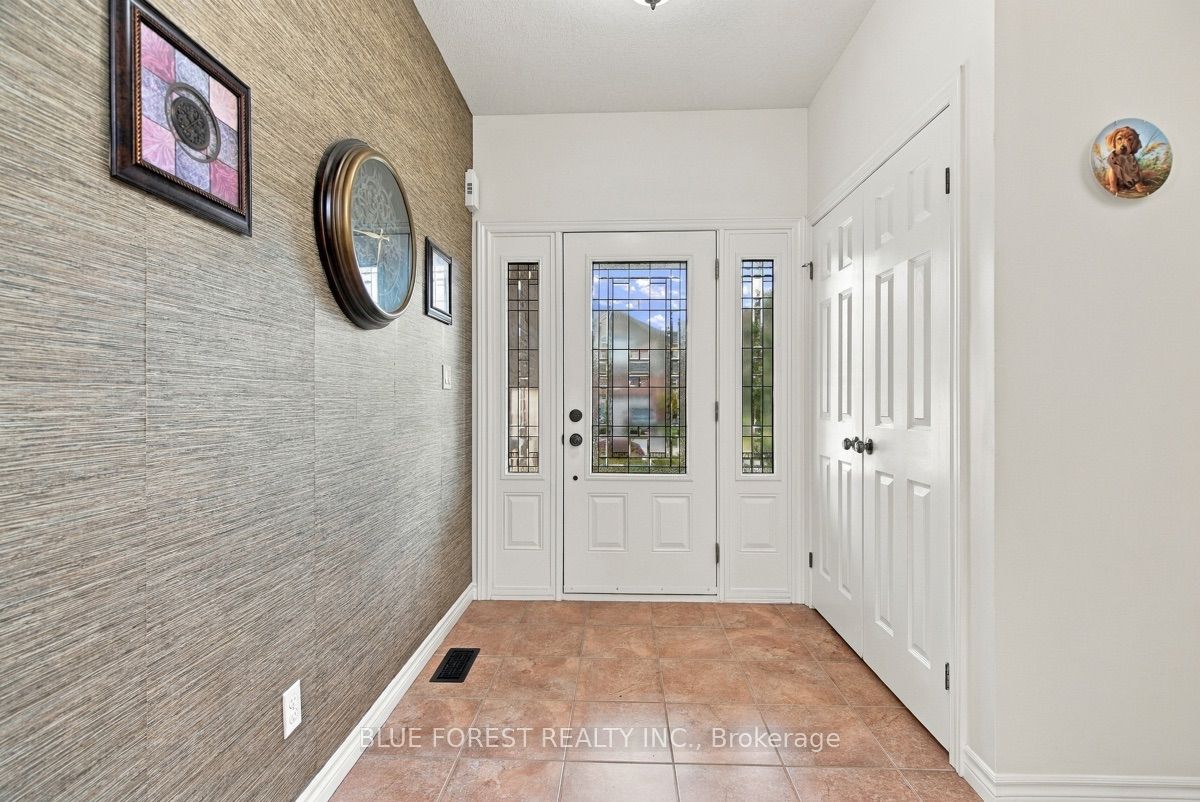 1197 Cardinal Road Property Photo 6