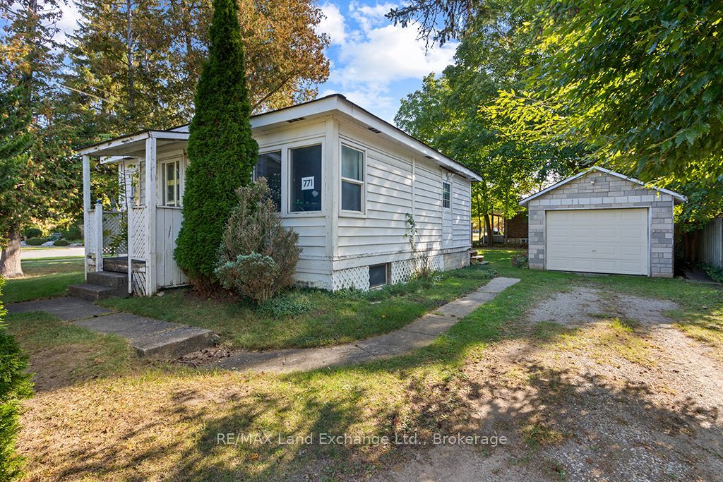 771 Goderich Street Property Photo 1