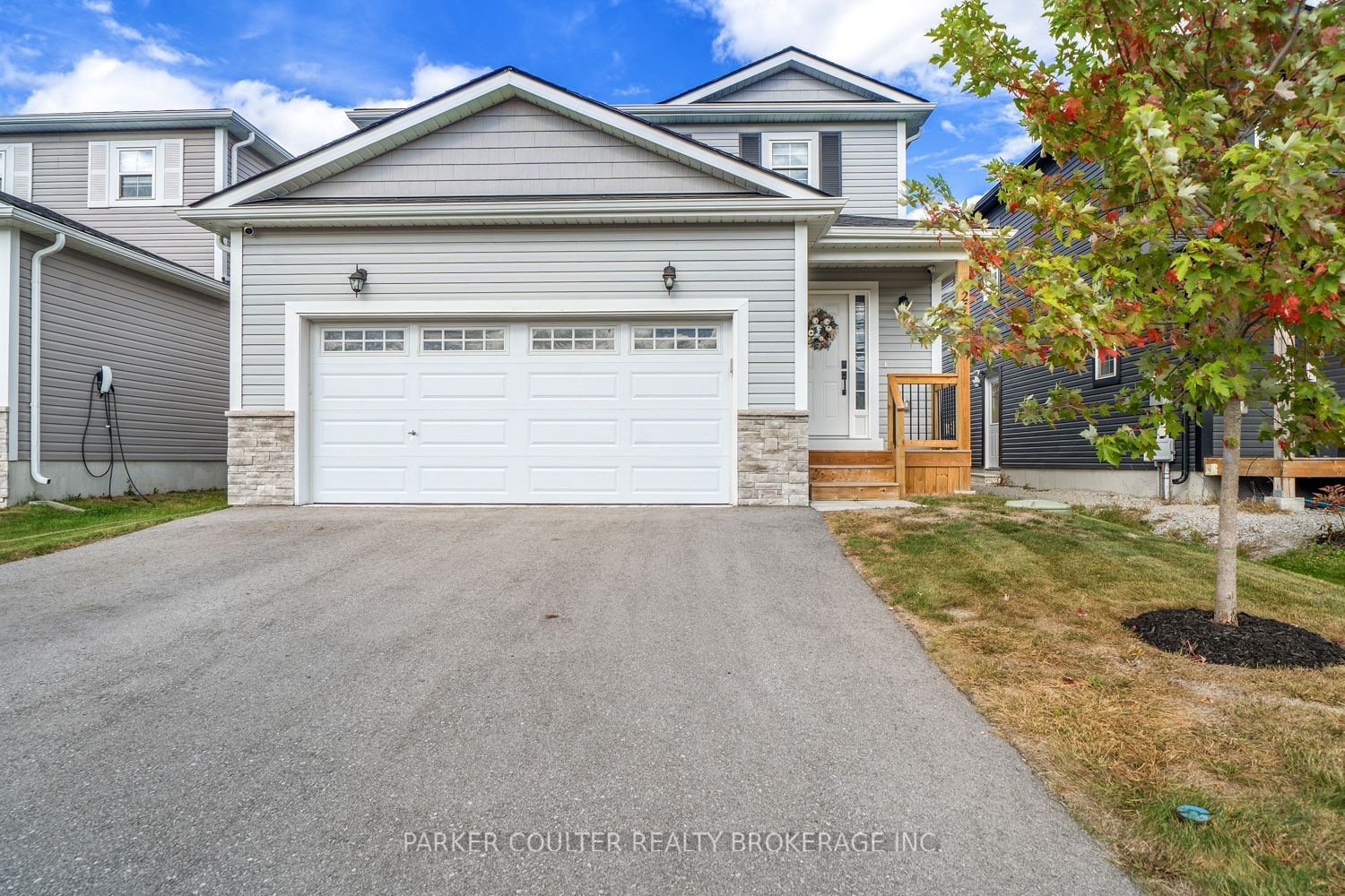 255 Wild Rose Drive Property Photo 2