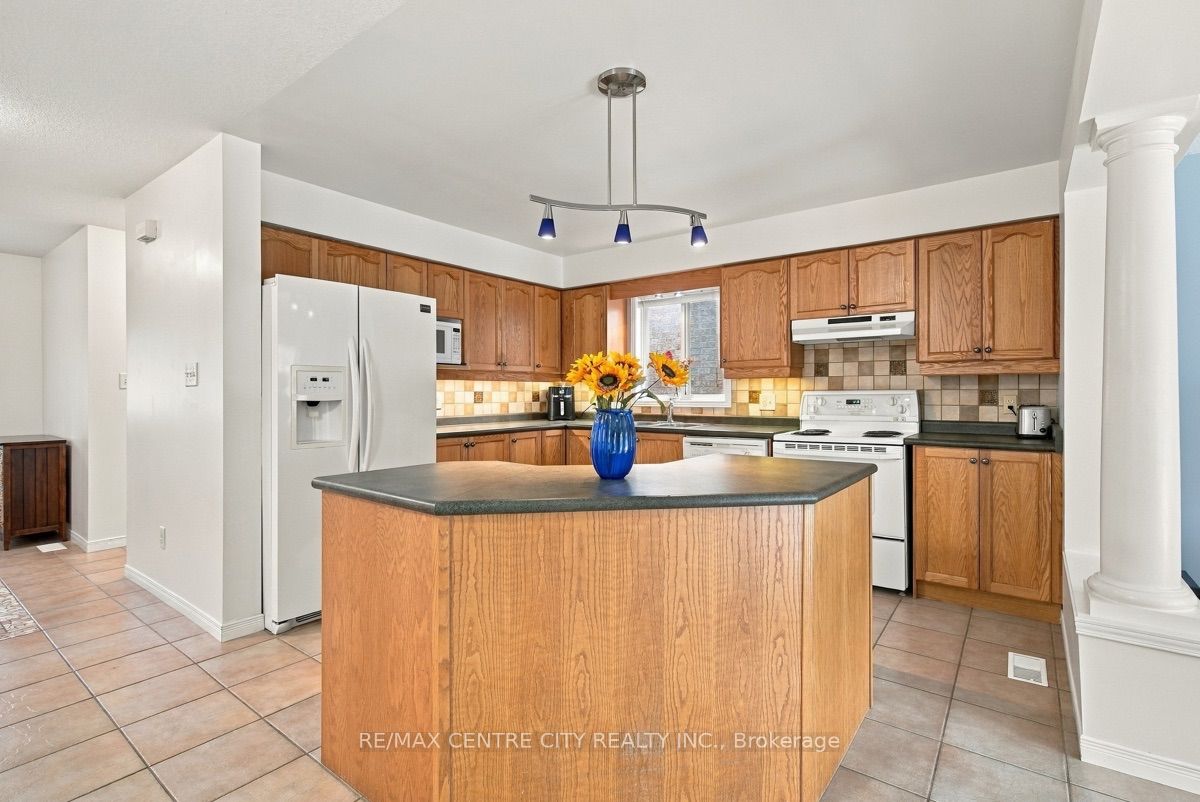847 Whetherfield Street Property Photo 14