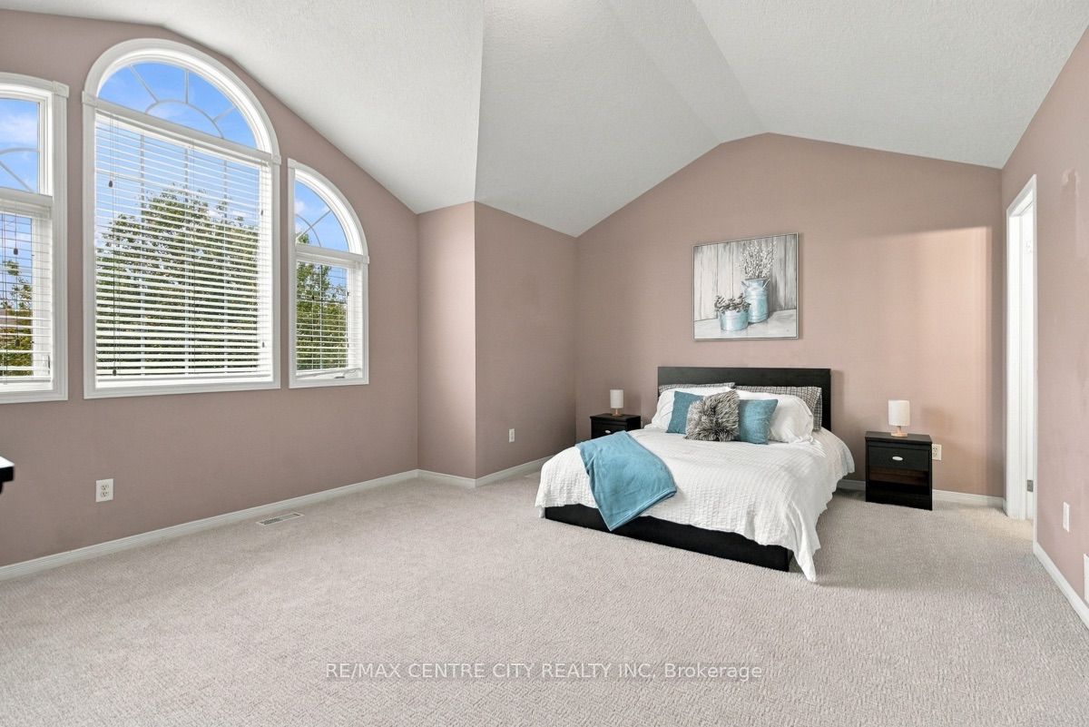 847 Whetherfield Street Property Photo 19