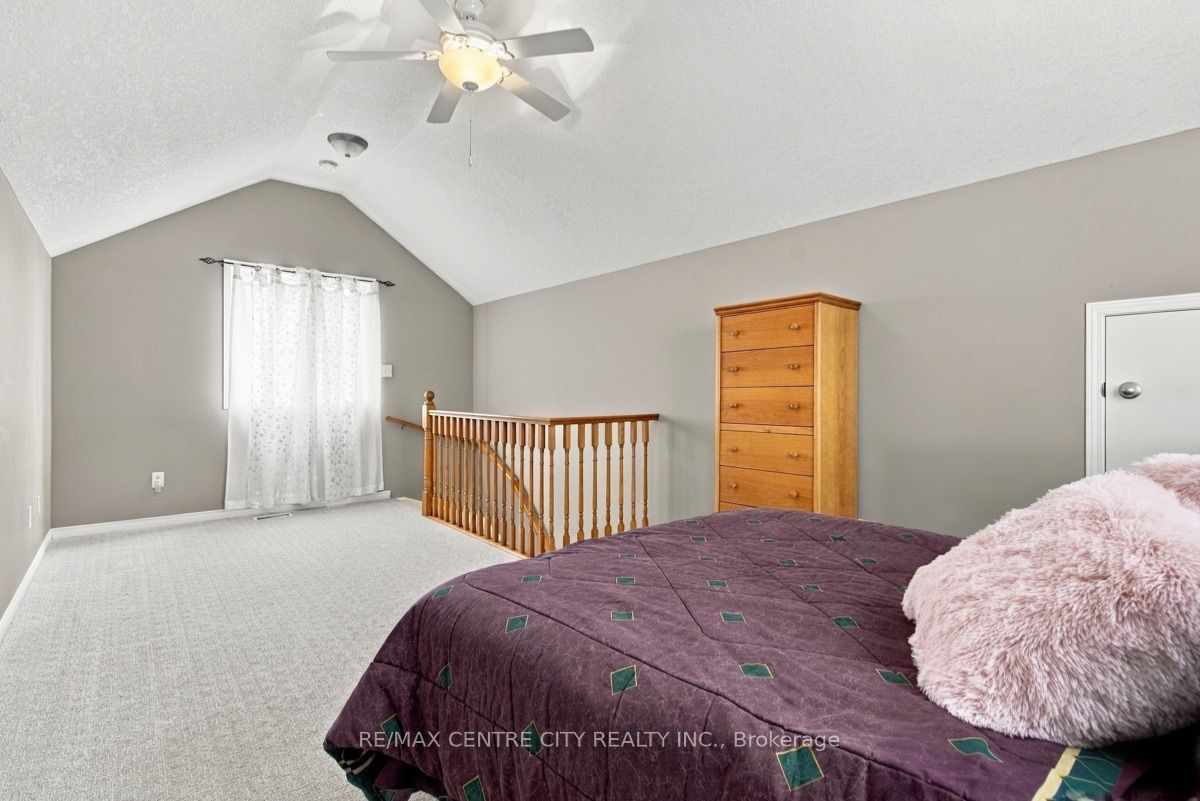 847 Whetherfield Street Property Photo 29