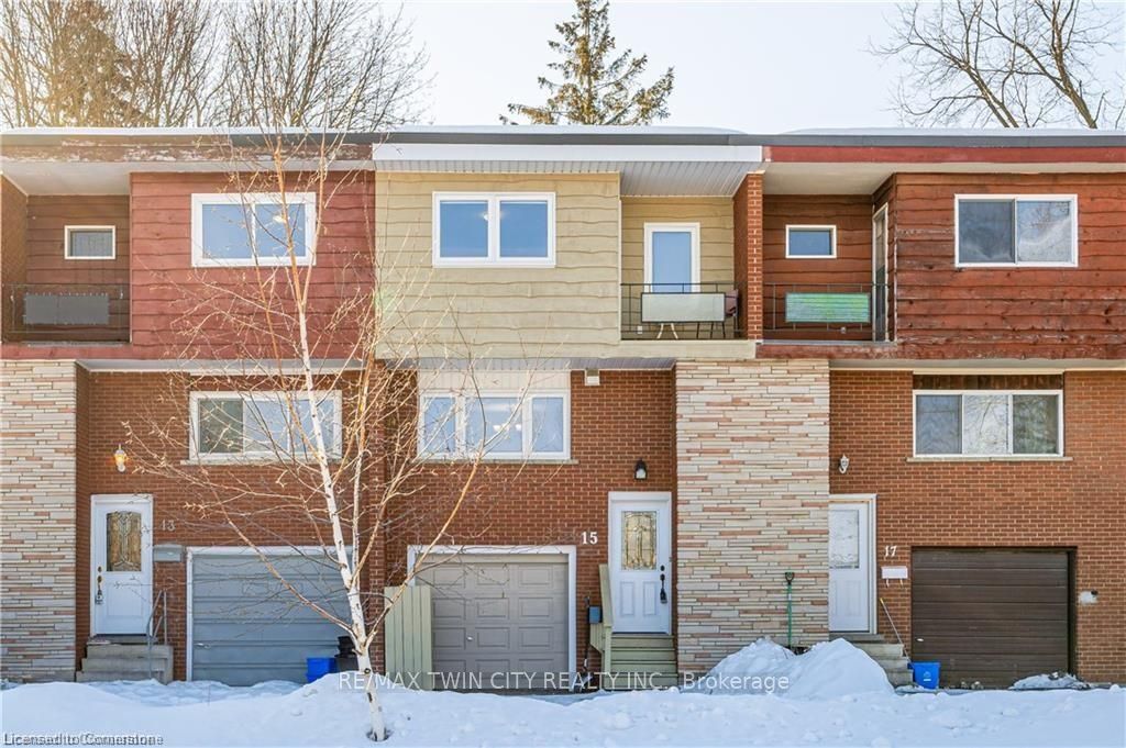 15 Greenbrook Drive Property Photo 1