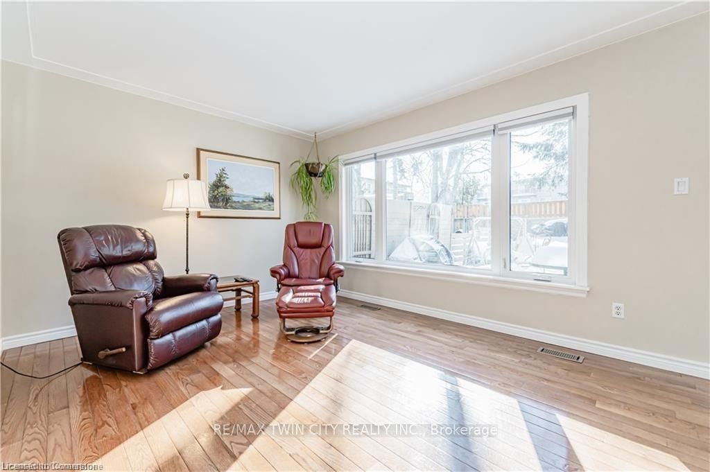 15 Greenbrook Drive Property Photo 2