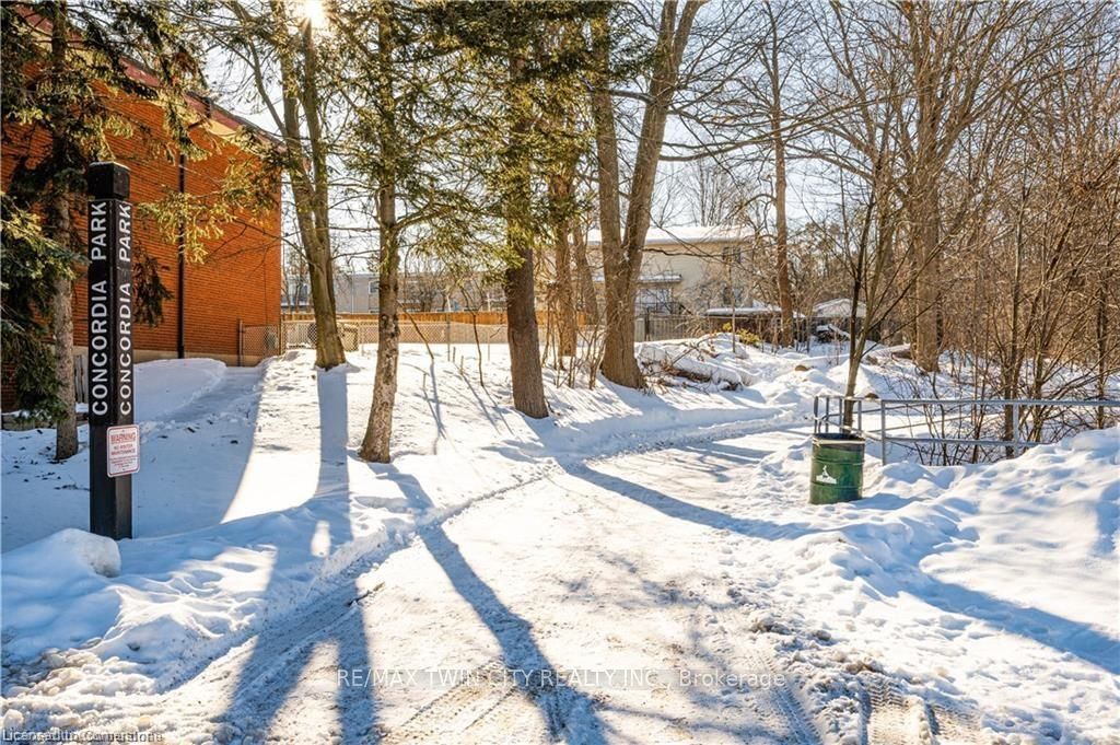 15 Greenbrook Drive Property Photo 16