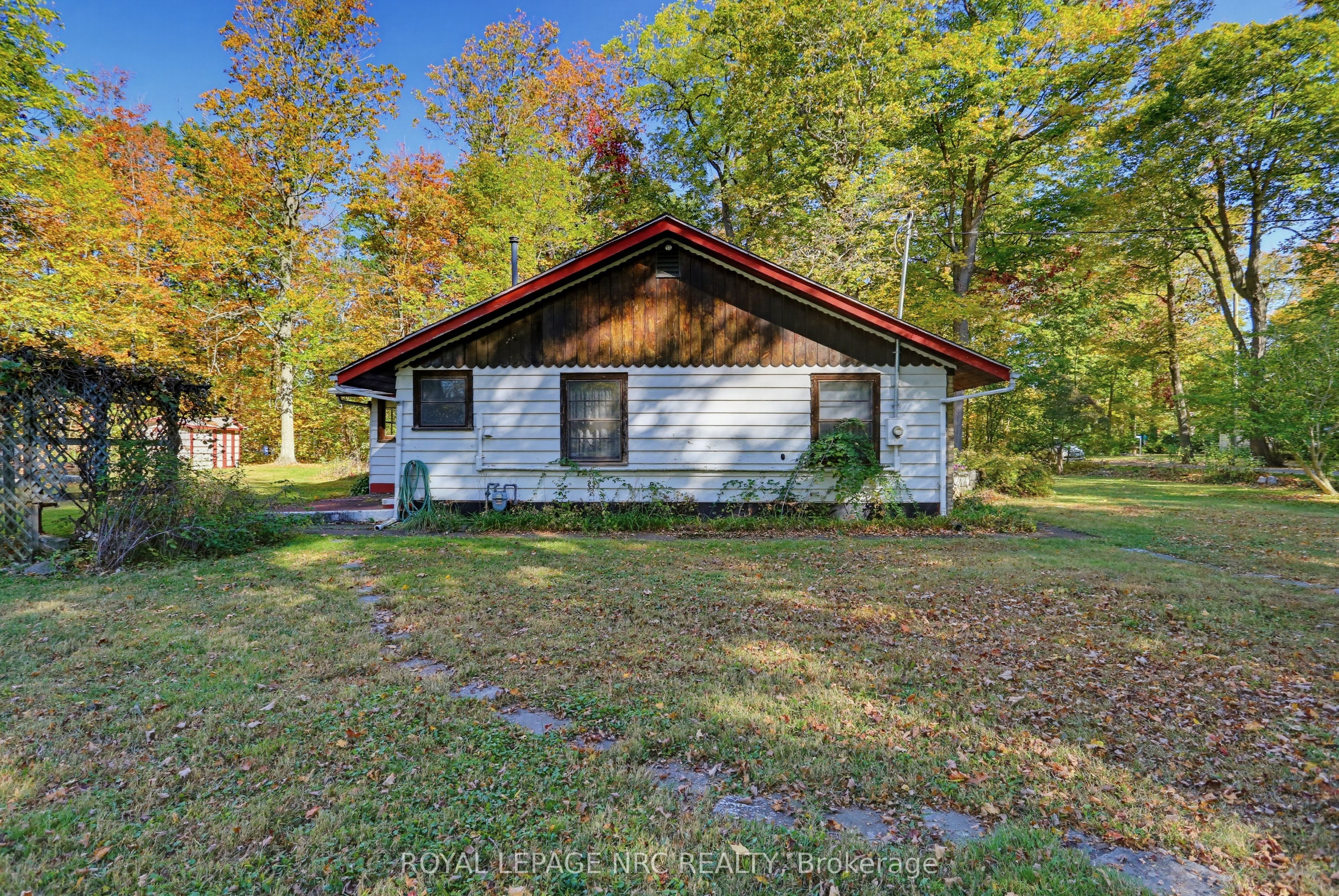 3052 Maple Avenue Property Photo 6