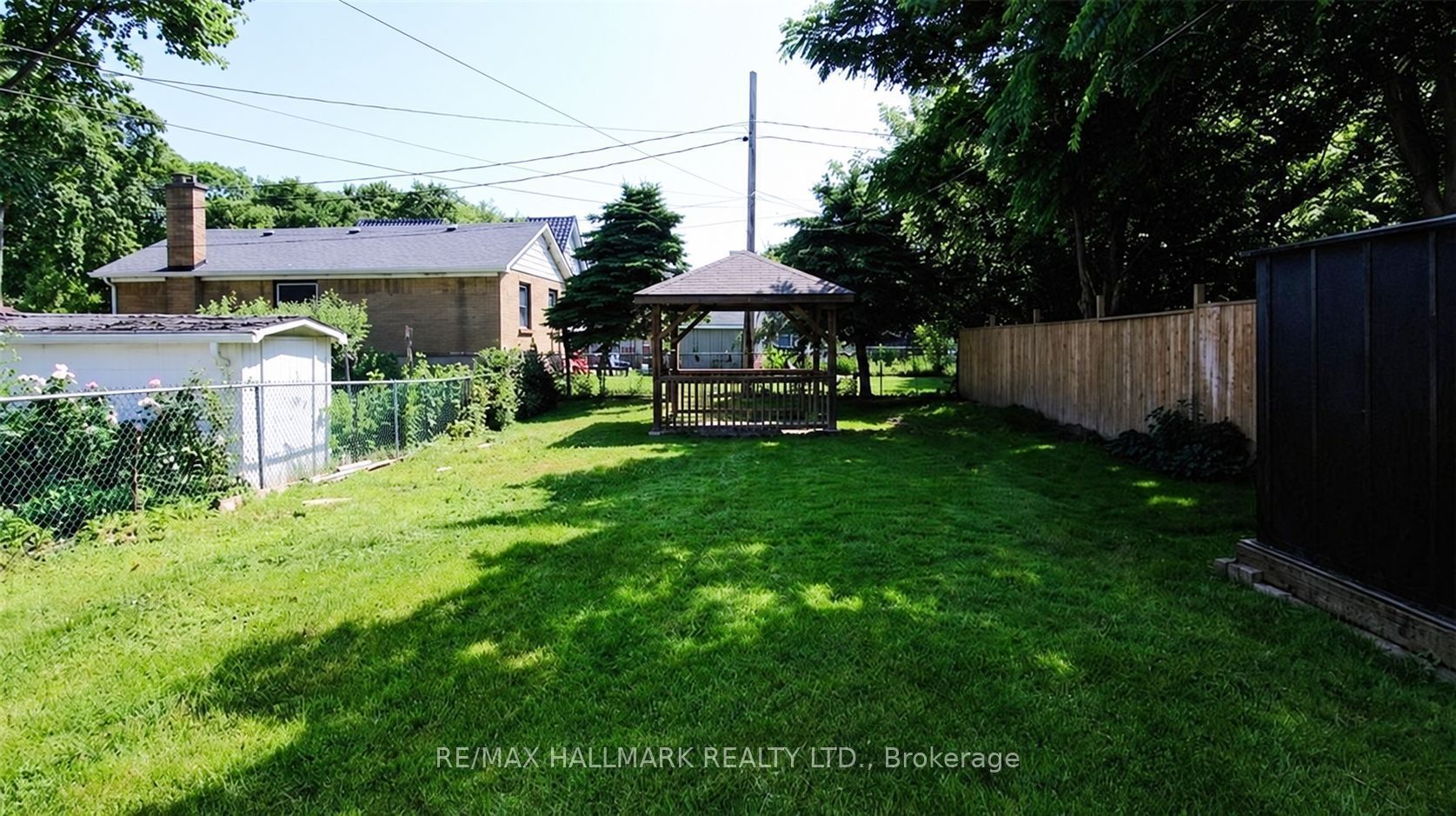 496 Highbury Avenue N Property Photo 17